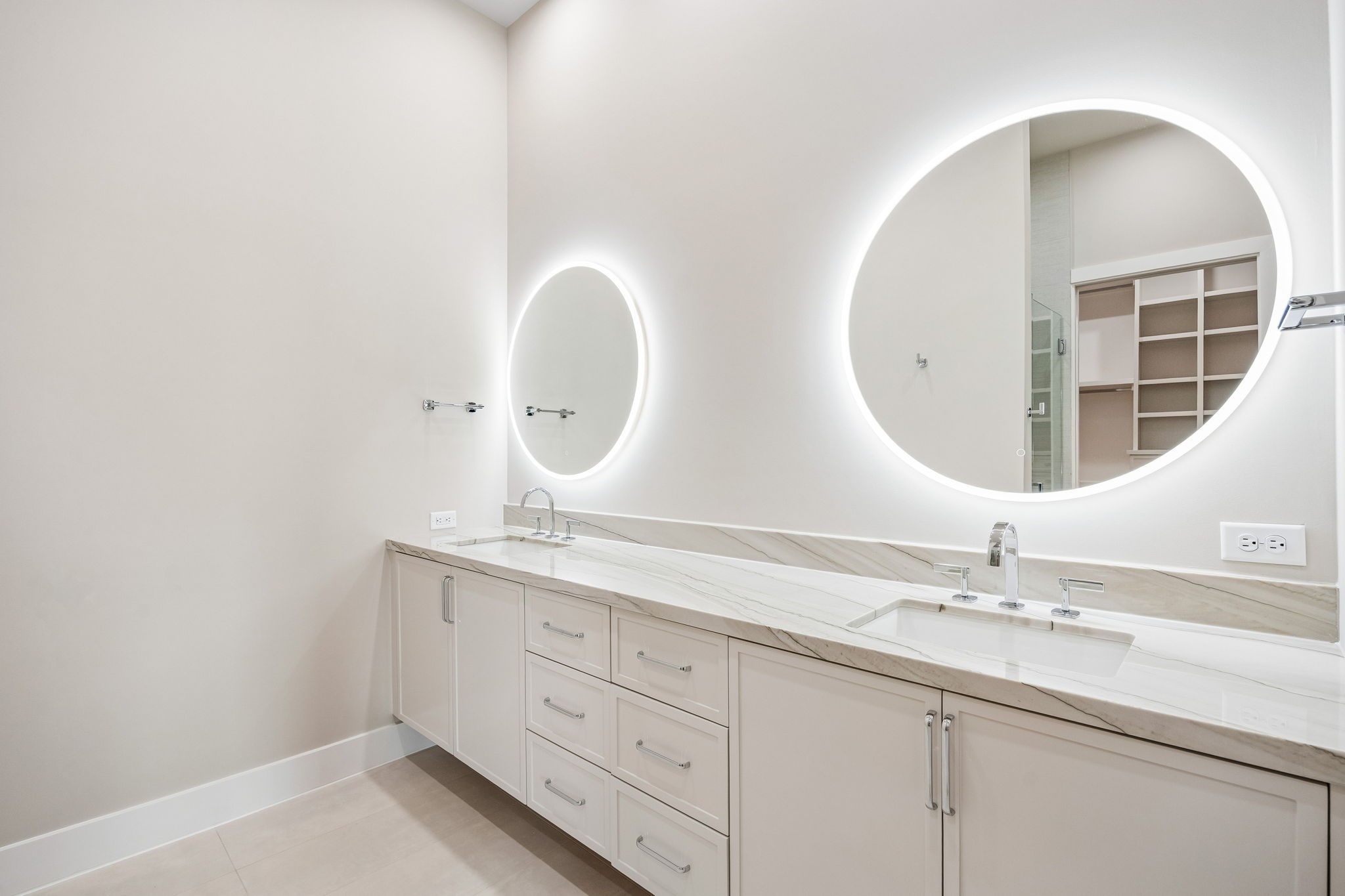 49 Arta Drive 102