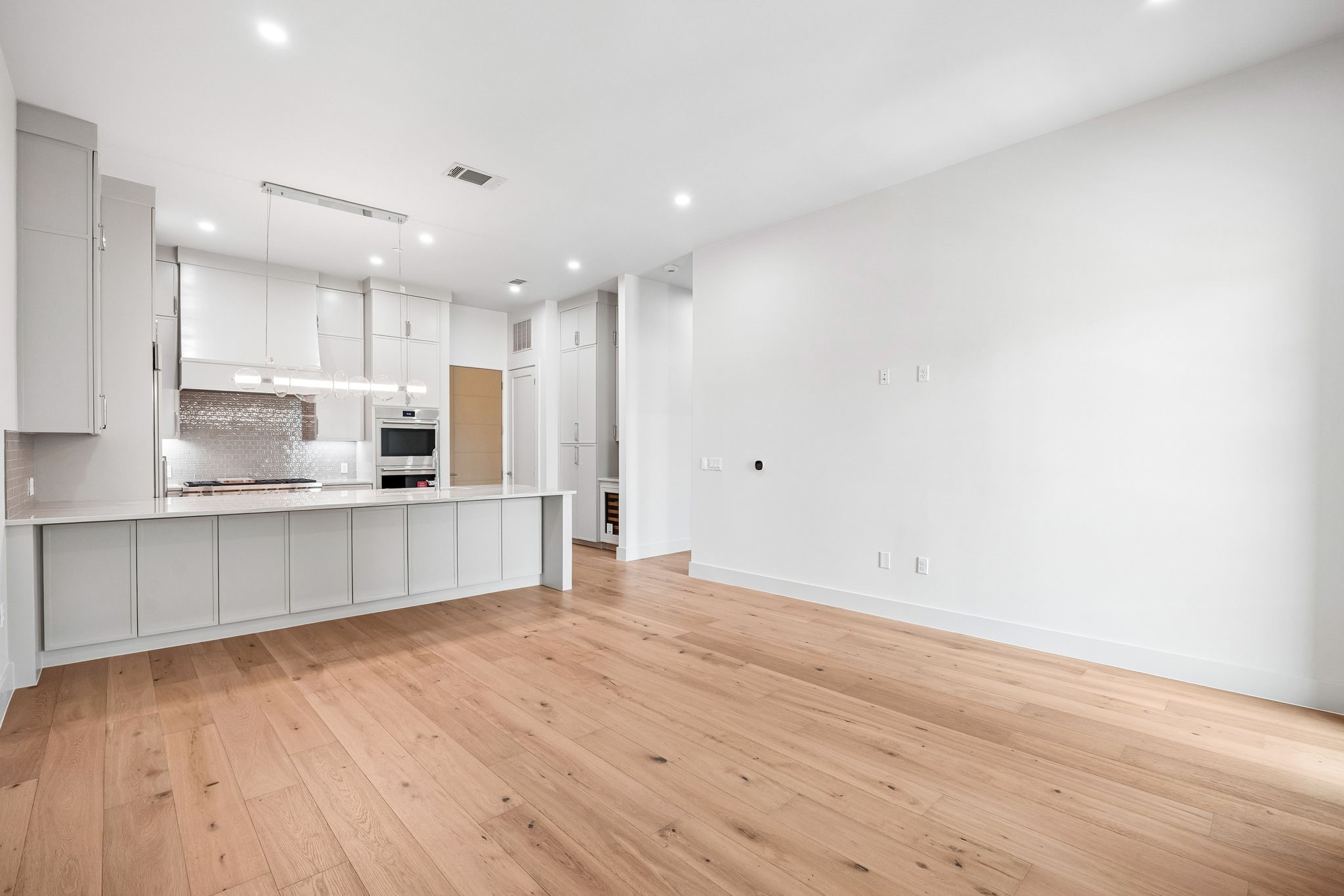 49 Arta Drive 103