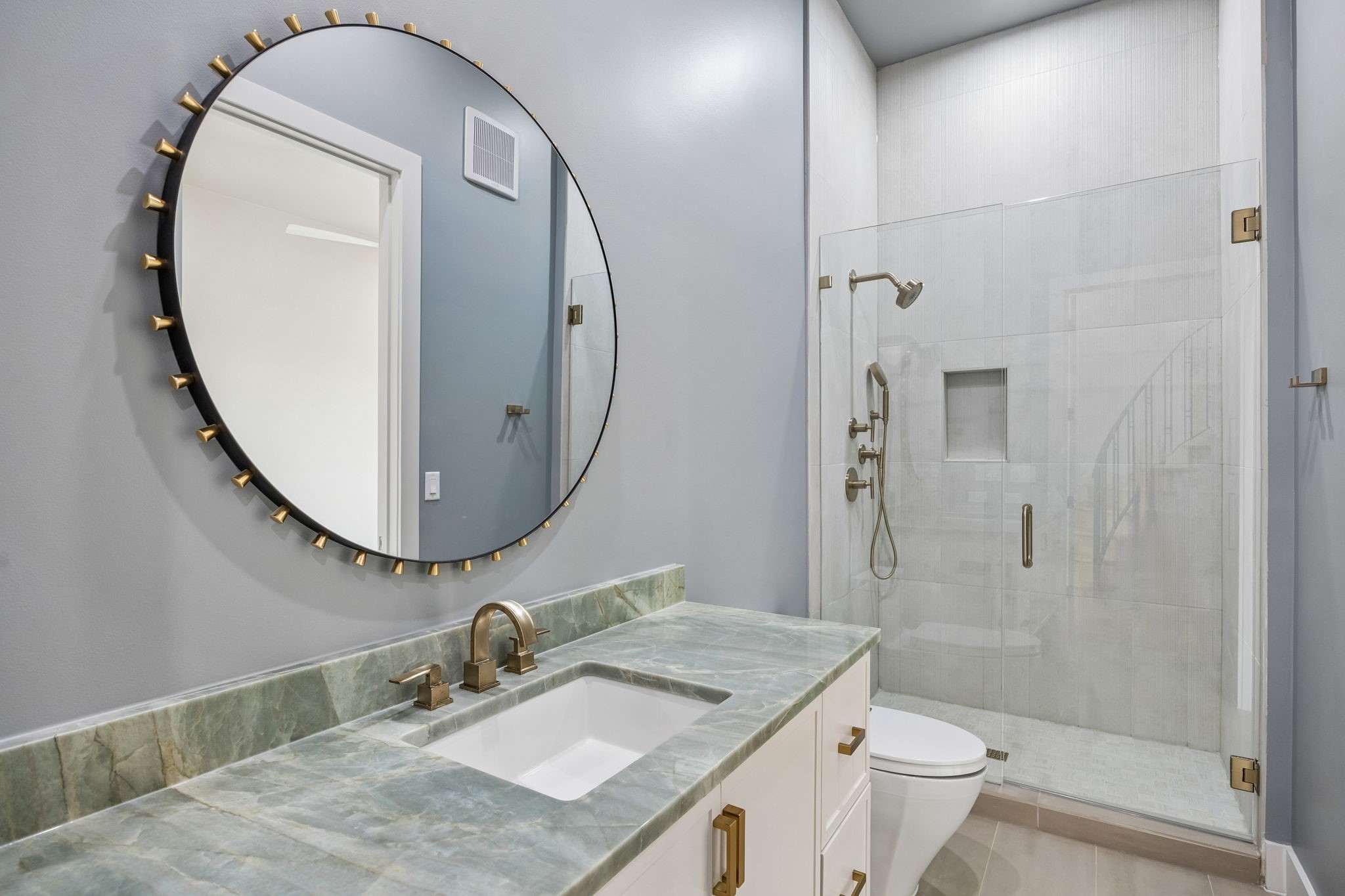 49 Arta Drive 105