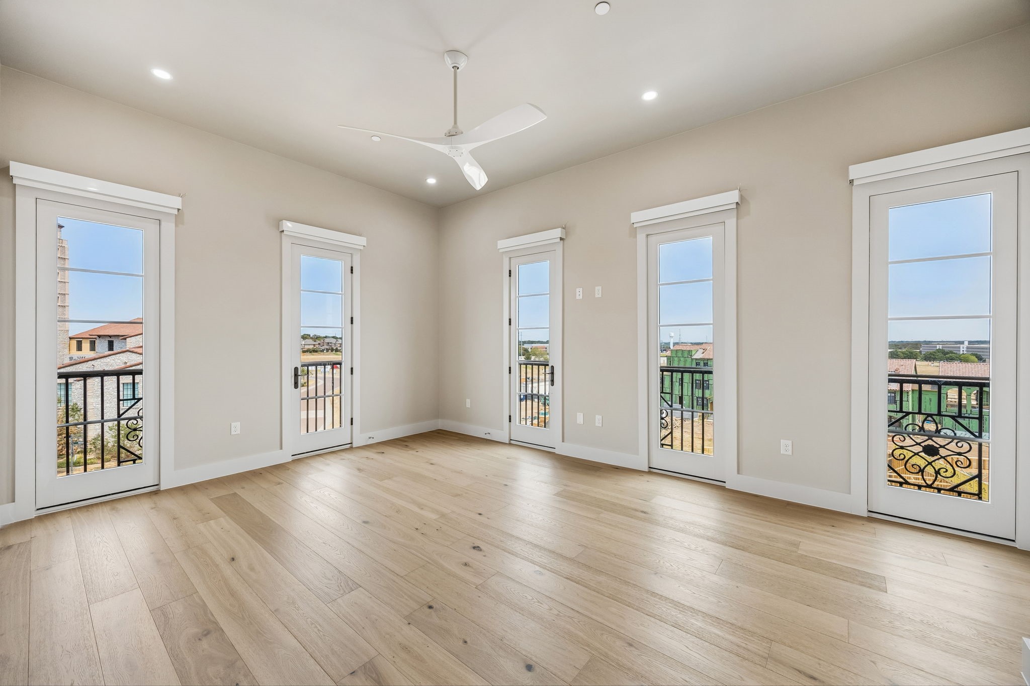 49 Arta Drive 105