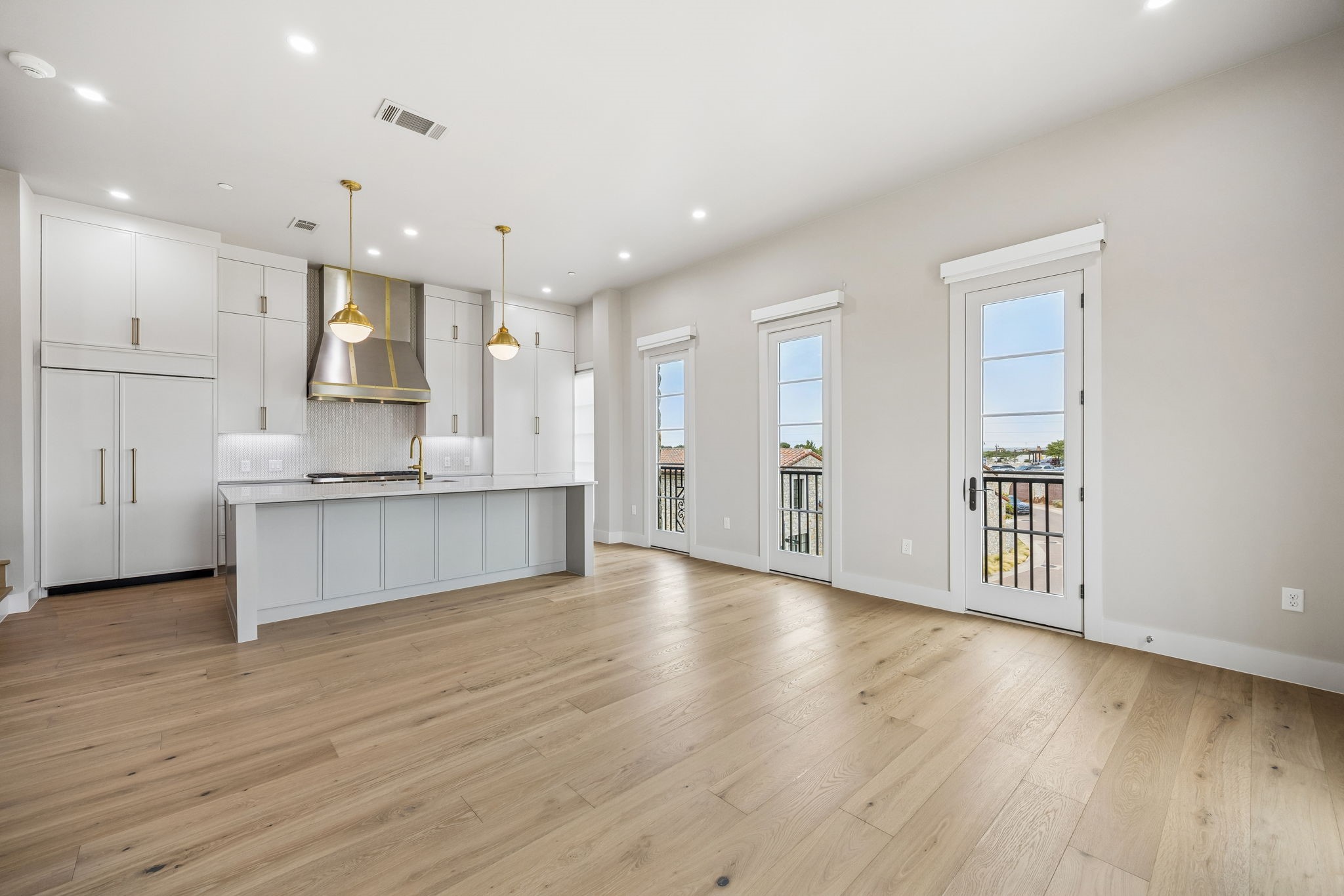 49 Arta Drive 105