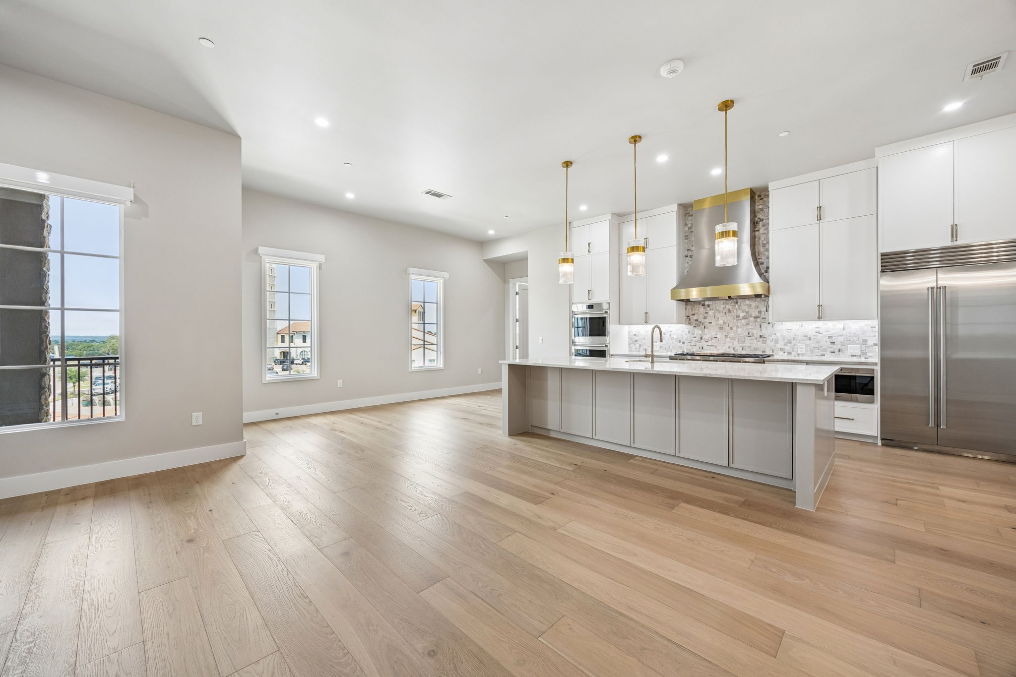 49 Arta Drive 202