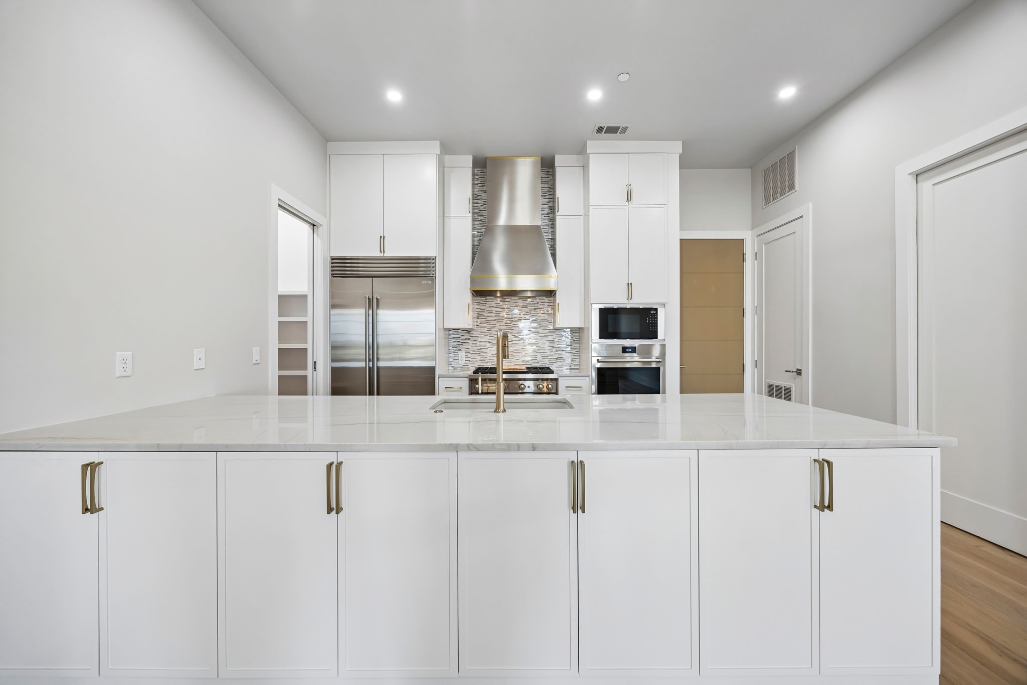 49 Arta Drive 203