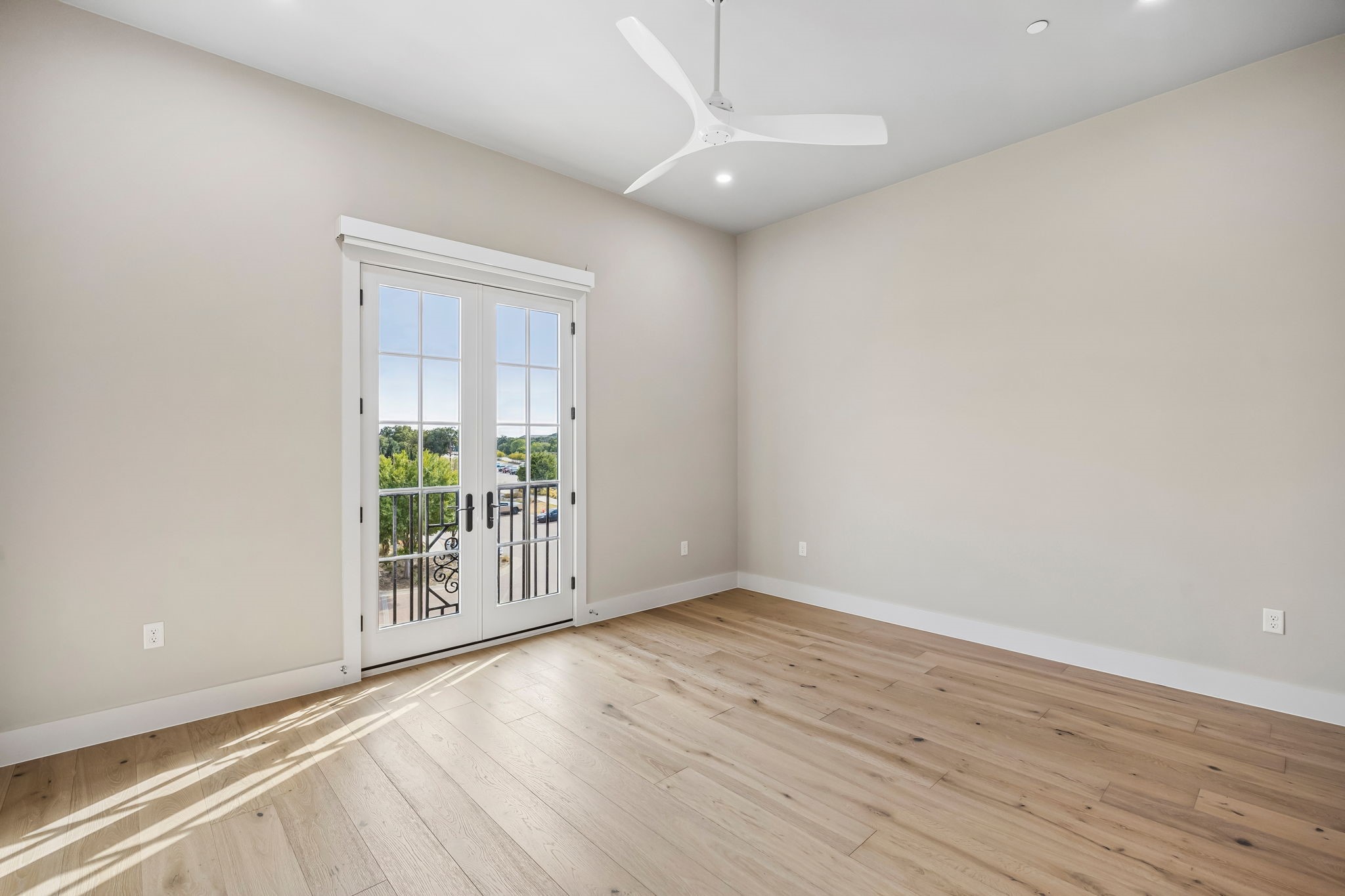 49 Arta Drive 204