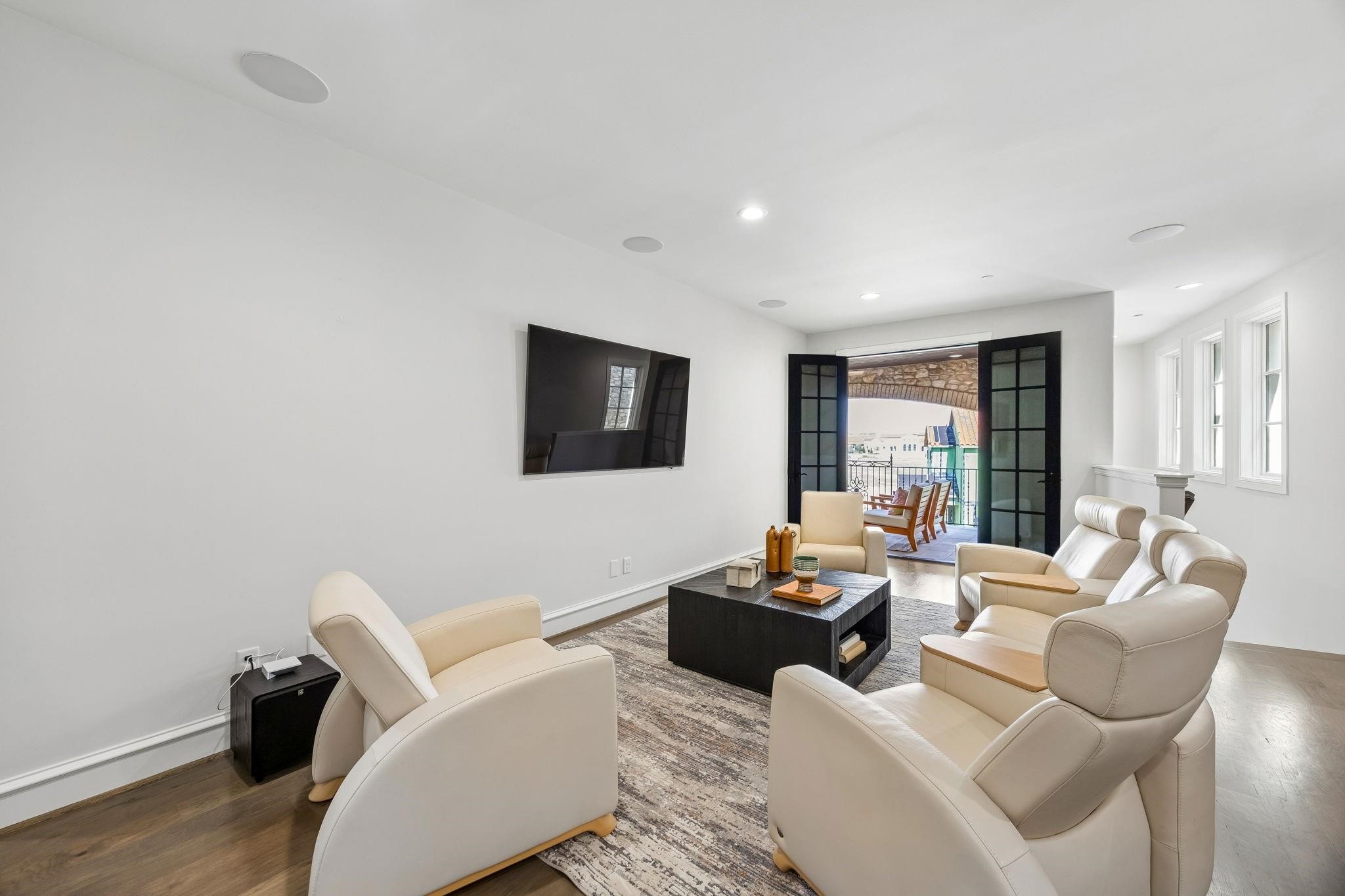 24 Comillas Drive