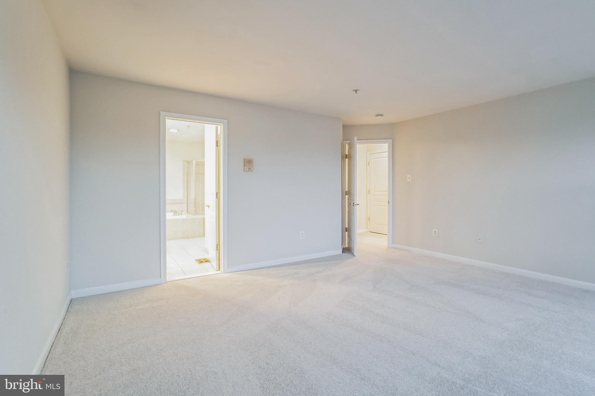 1793-B Wheyfield Dr #18-B