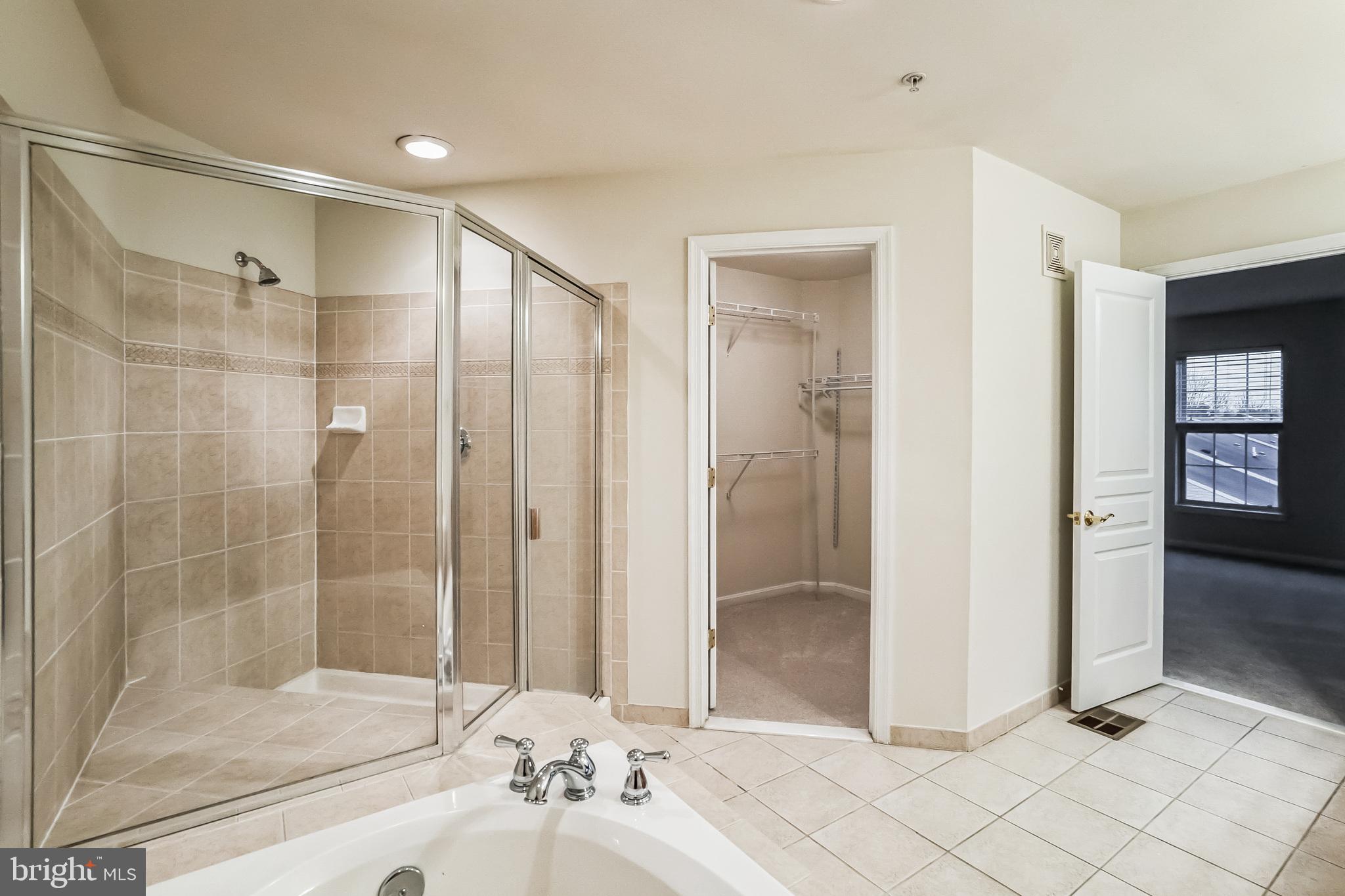 1793-B Wheyfield Dr #18-B