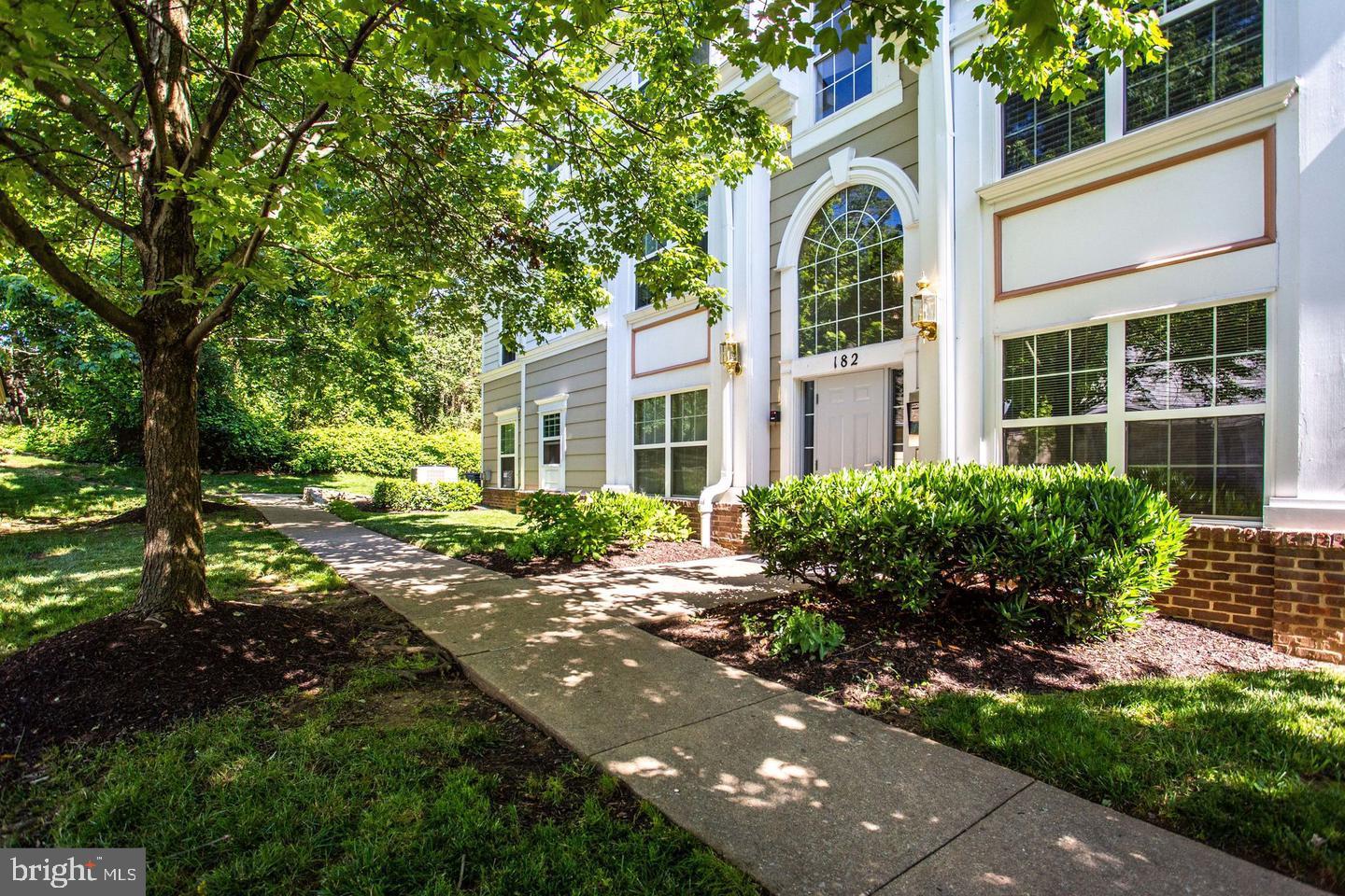 182 KENDRICK PL #182-14