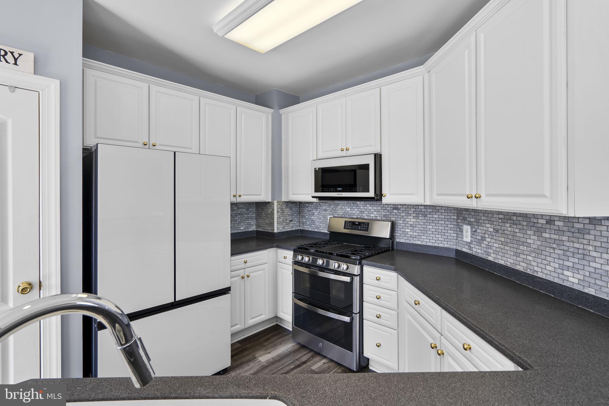 932 ORCHARD RIDGE DRIVE 200
