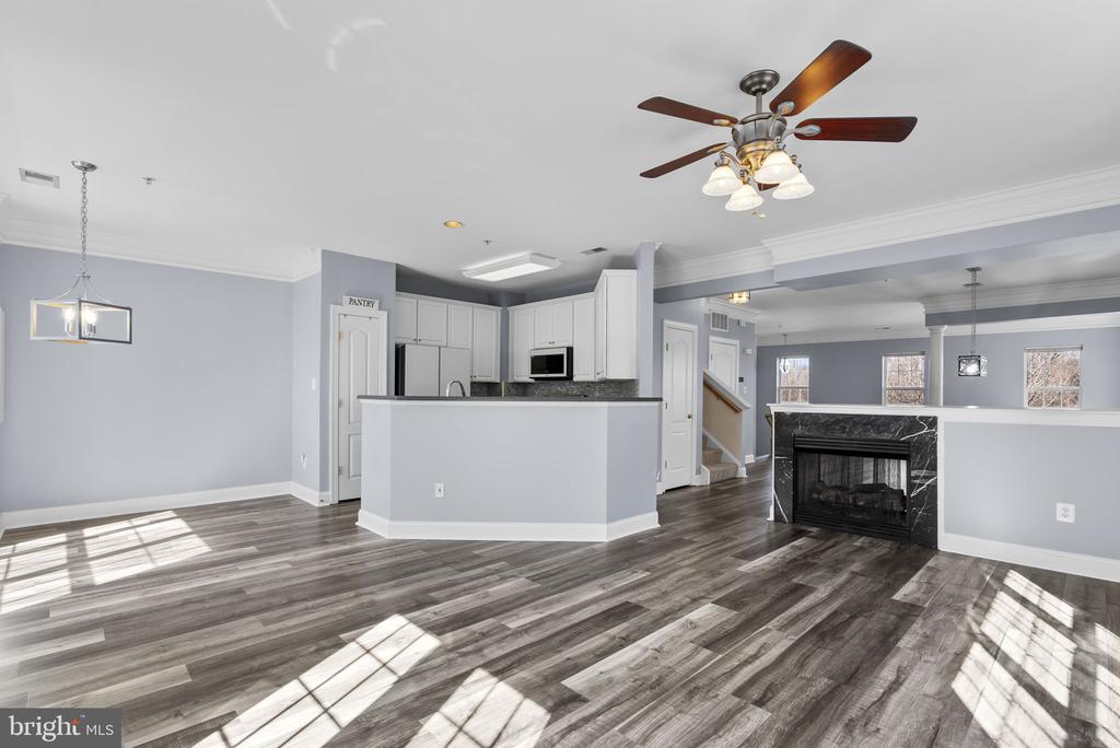 932 ORCHARD RIDGE DRIVE 200