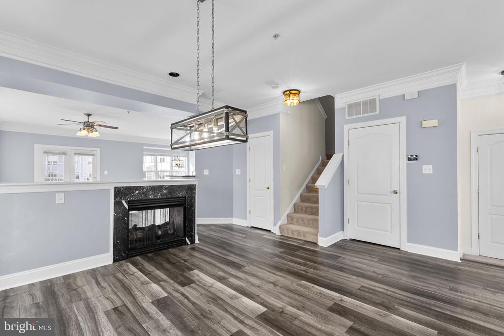 932 ORCHARD RIDGE DRIVE 200