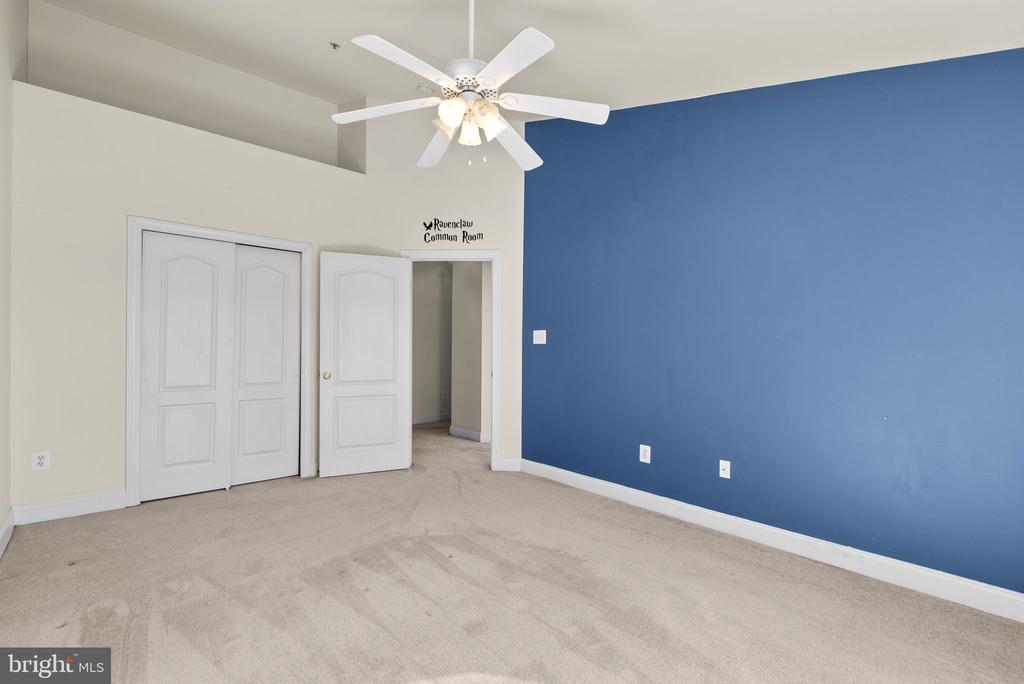 932 ORCHARD RIDGE DRIVE 200