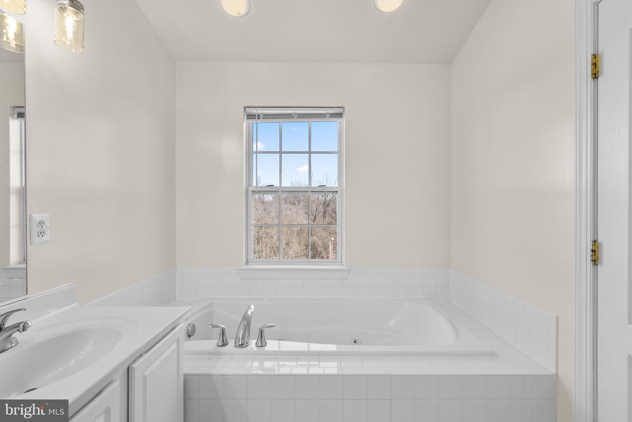 932 ORCHARD RIDGE DRIVE 200