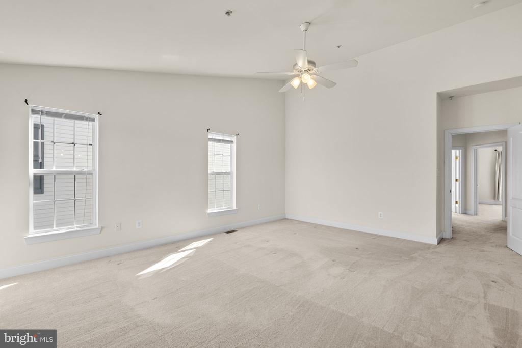 932 ORCHARD RIDGE DRIVE 200