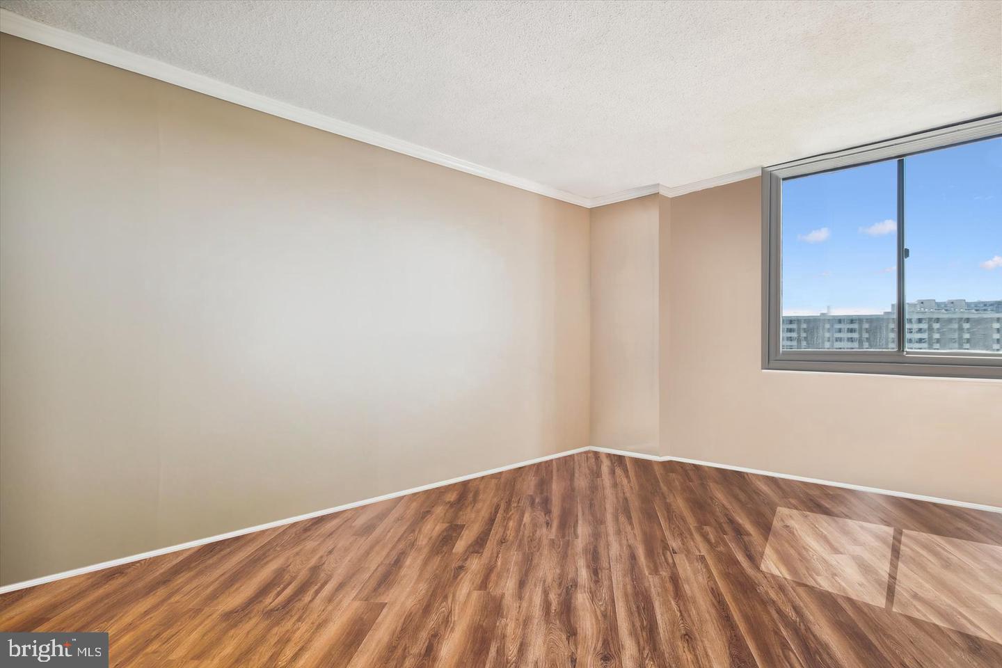 5500 HOLMES RUN PKWY #612