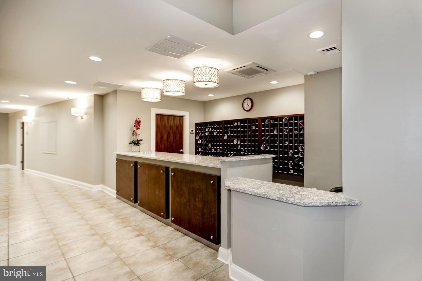 5500 HOLMES RUN PKWY #612