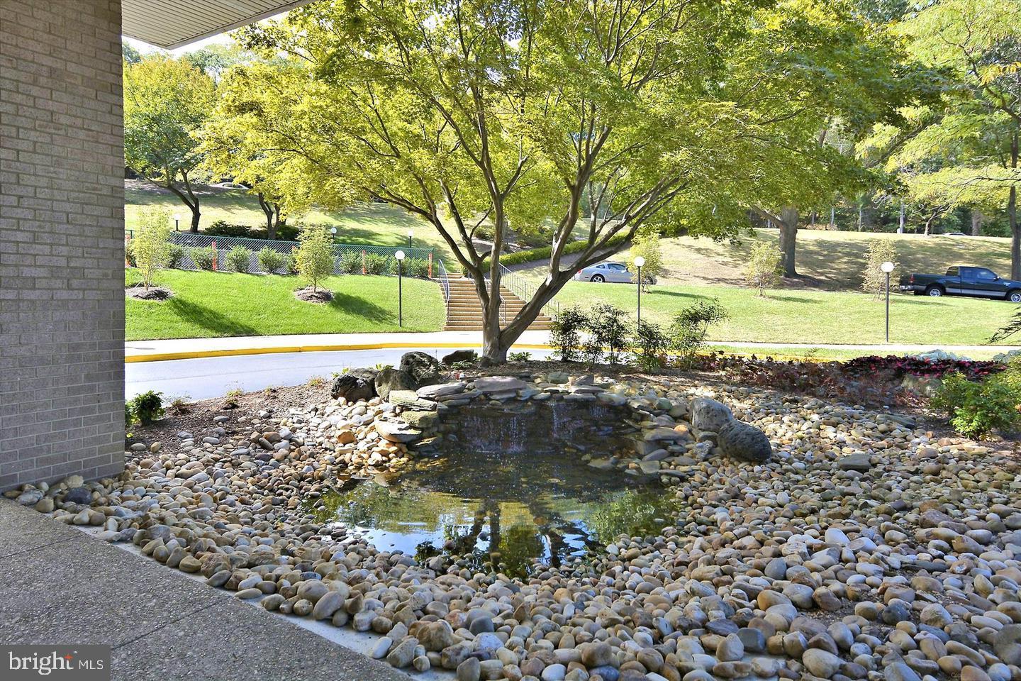 5500 HOLMES RUN PKWY #612