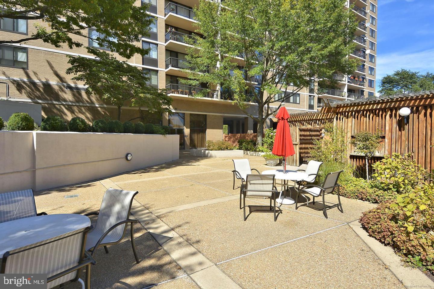 5500 HOLMES RUN PKWY #612