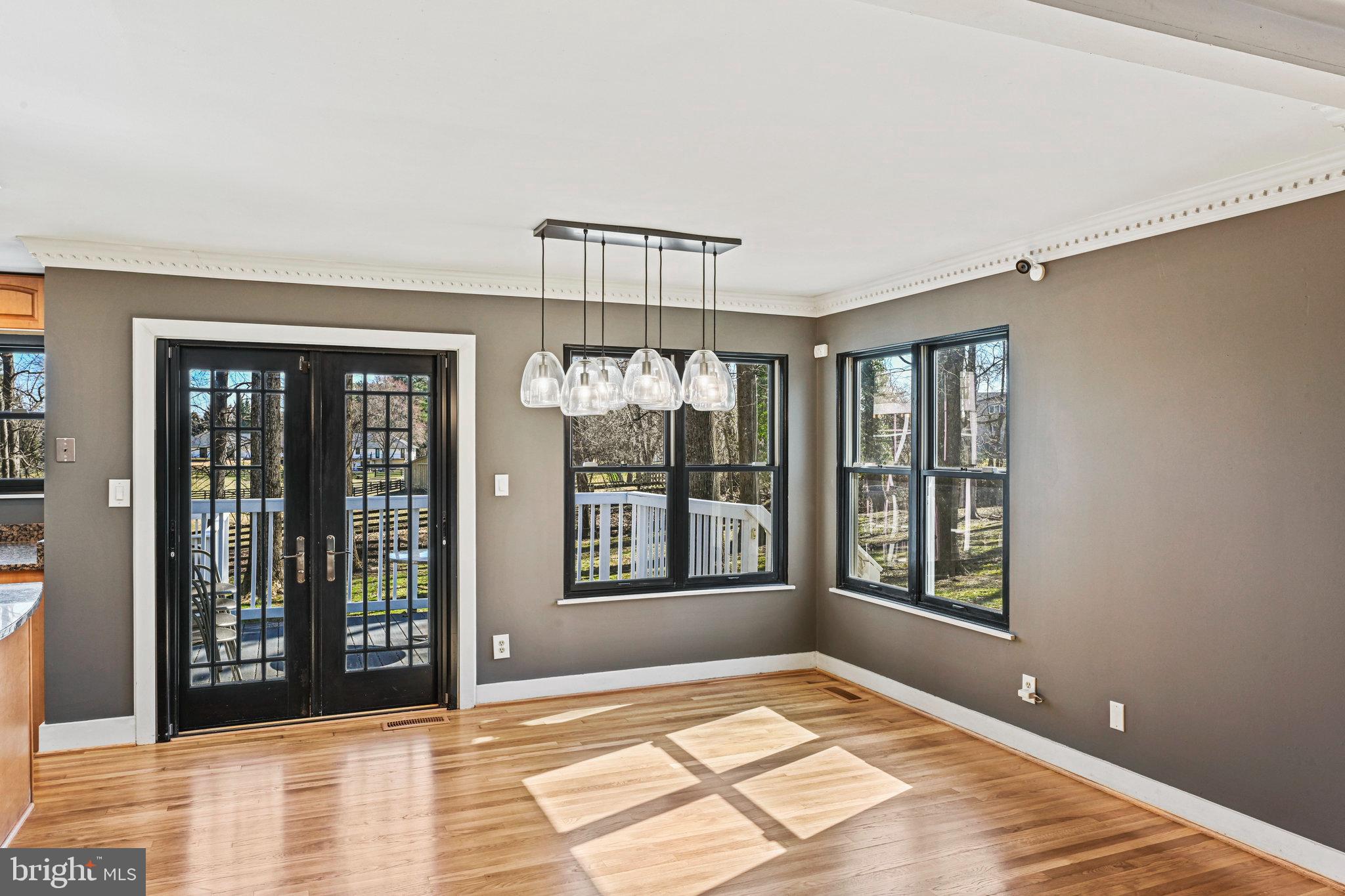 321 Springvale Rd
