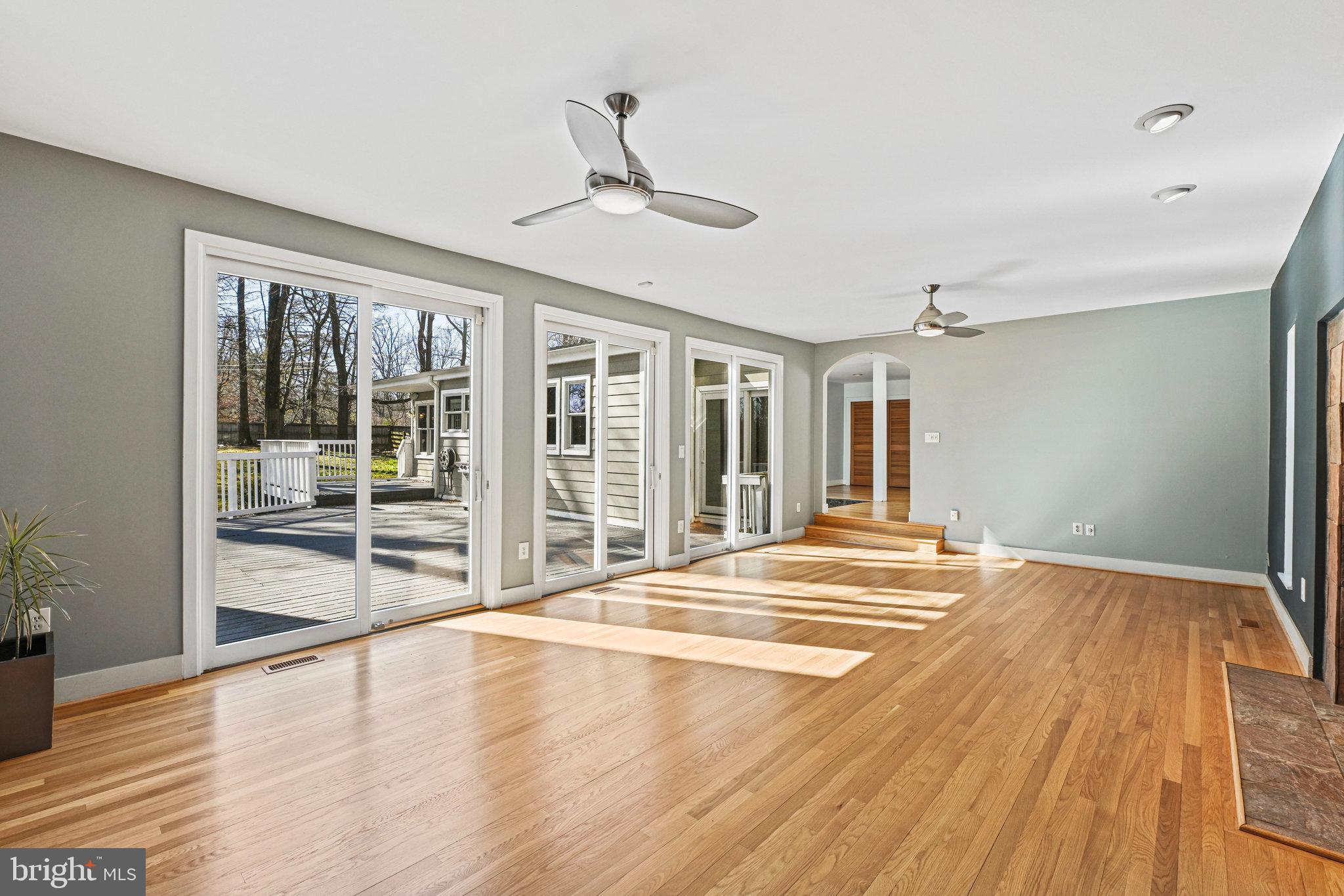 321 Springvale Rd