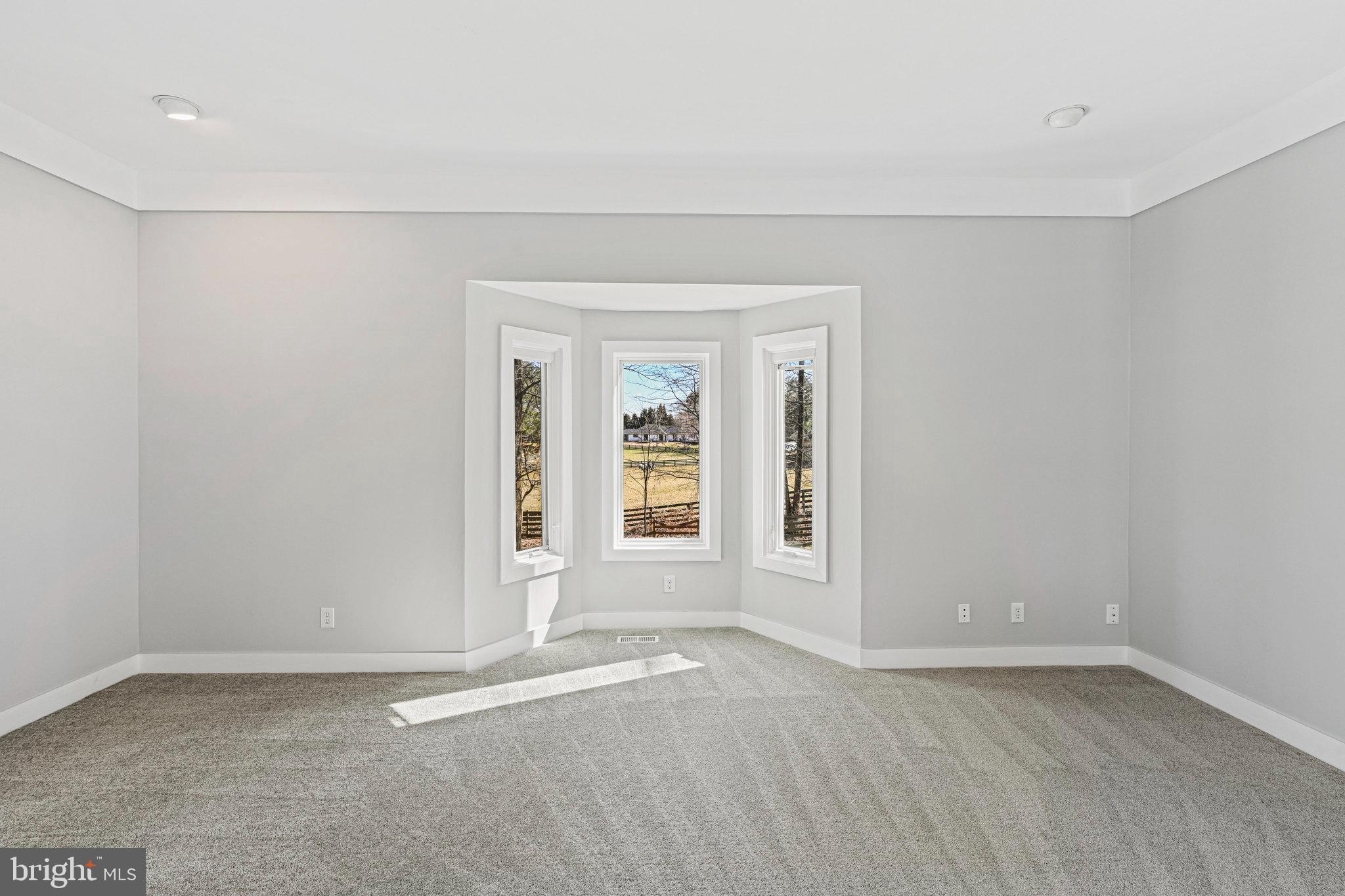 321 Springvale Rd