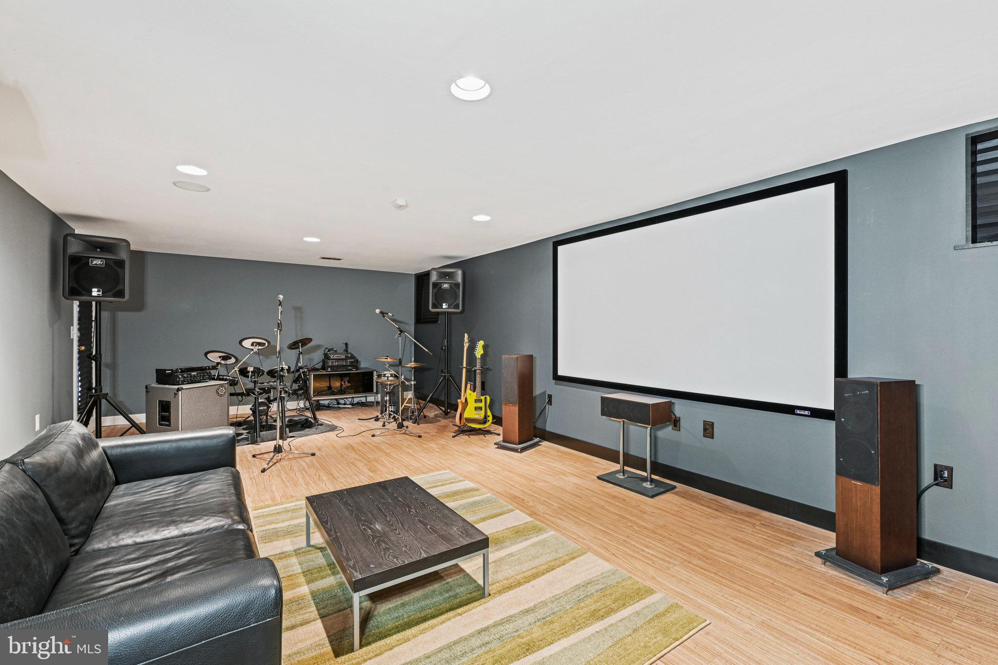 321 Springvale Rd
