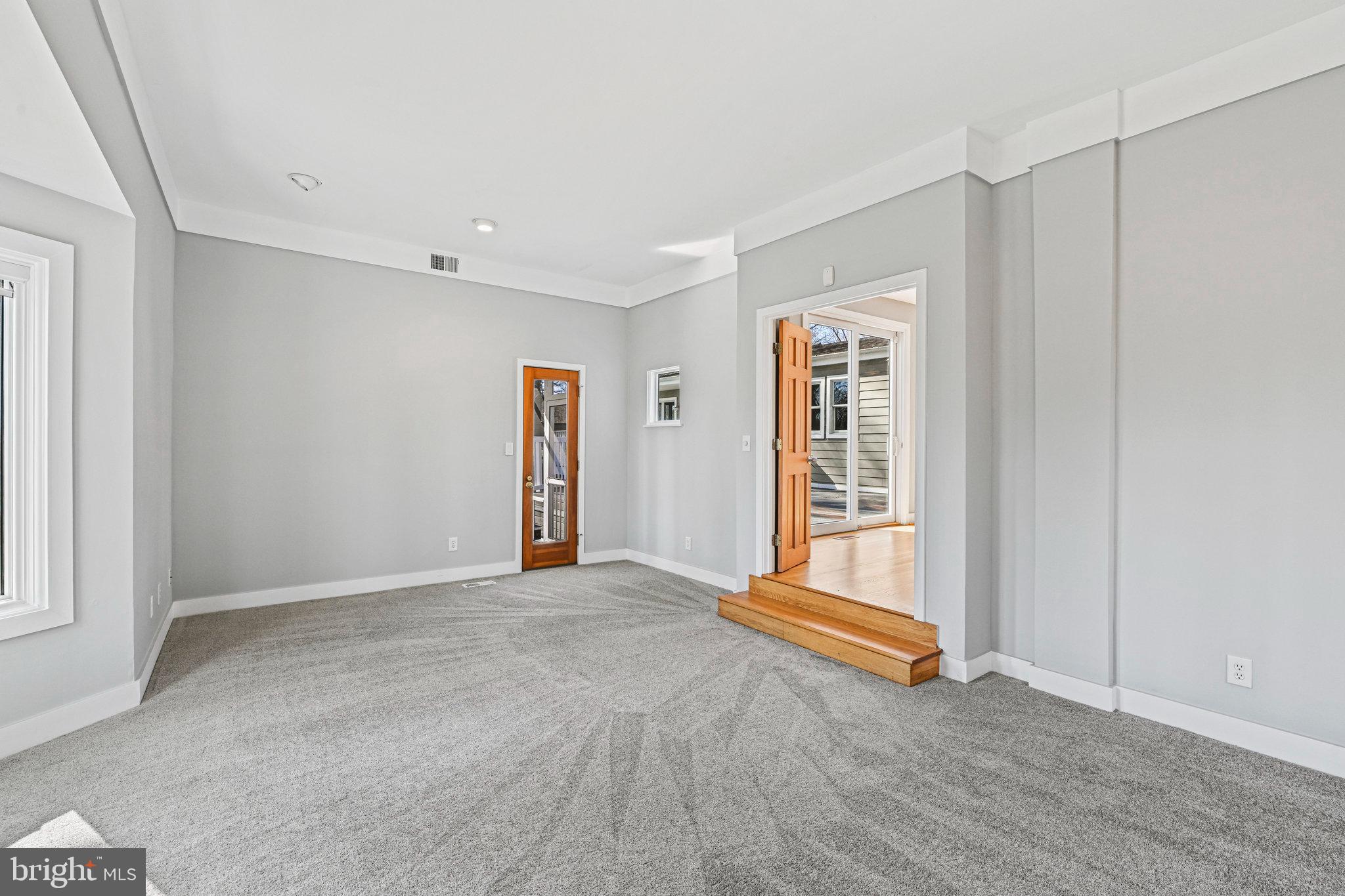 321 Springvale Rd