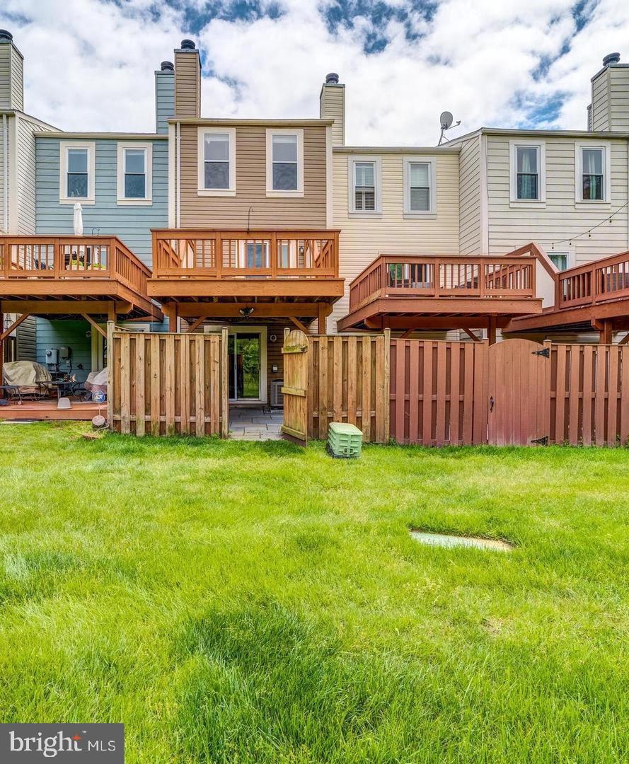 5876 Wescott Hills Way