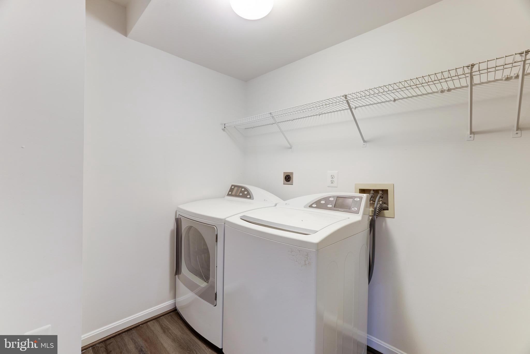 4307 CHARIOT CT #120