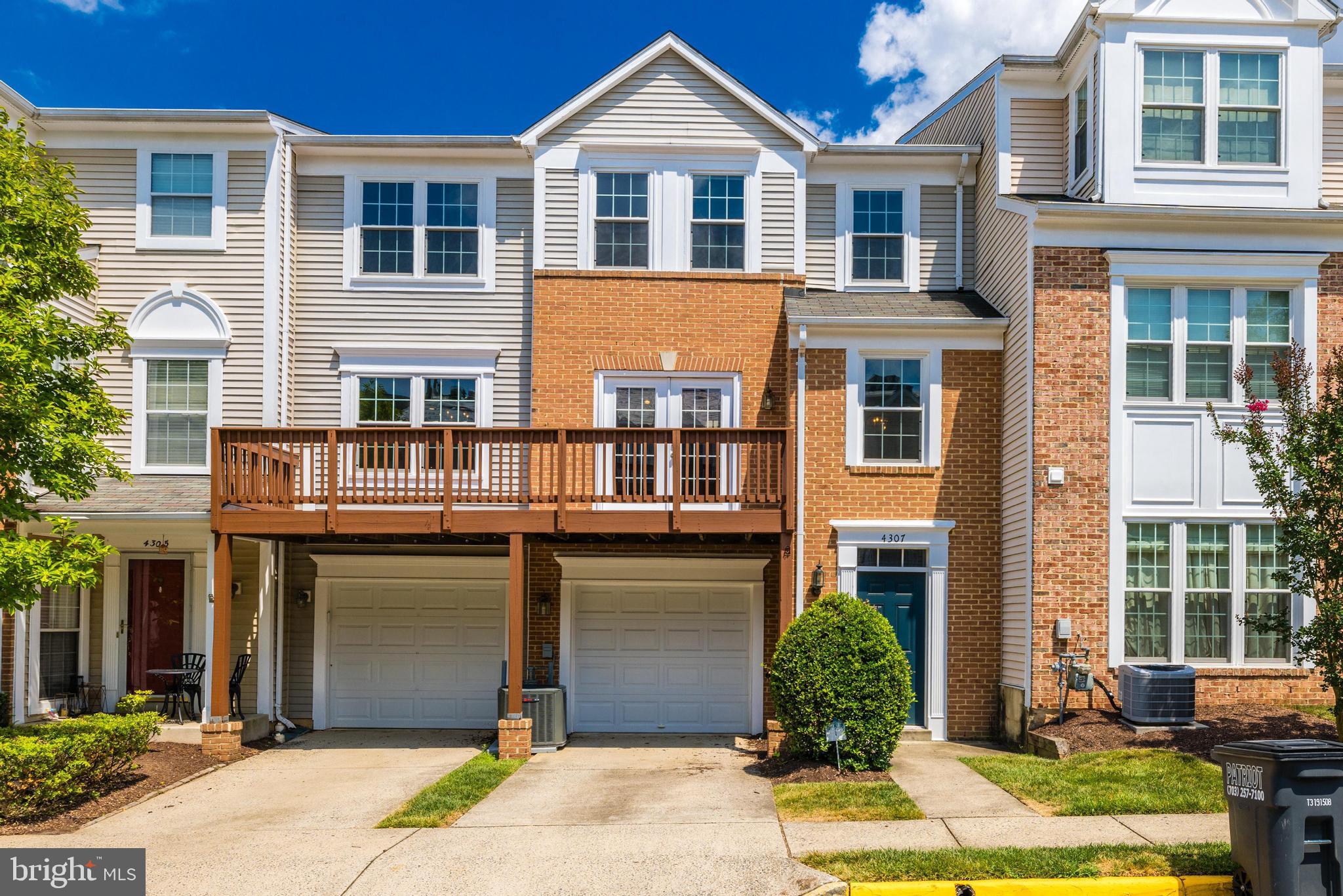 4307 CHARIOT CT #120