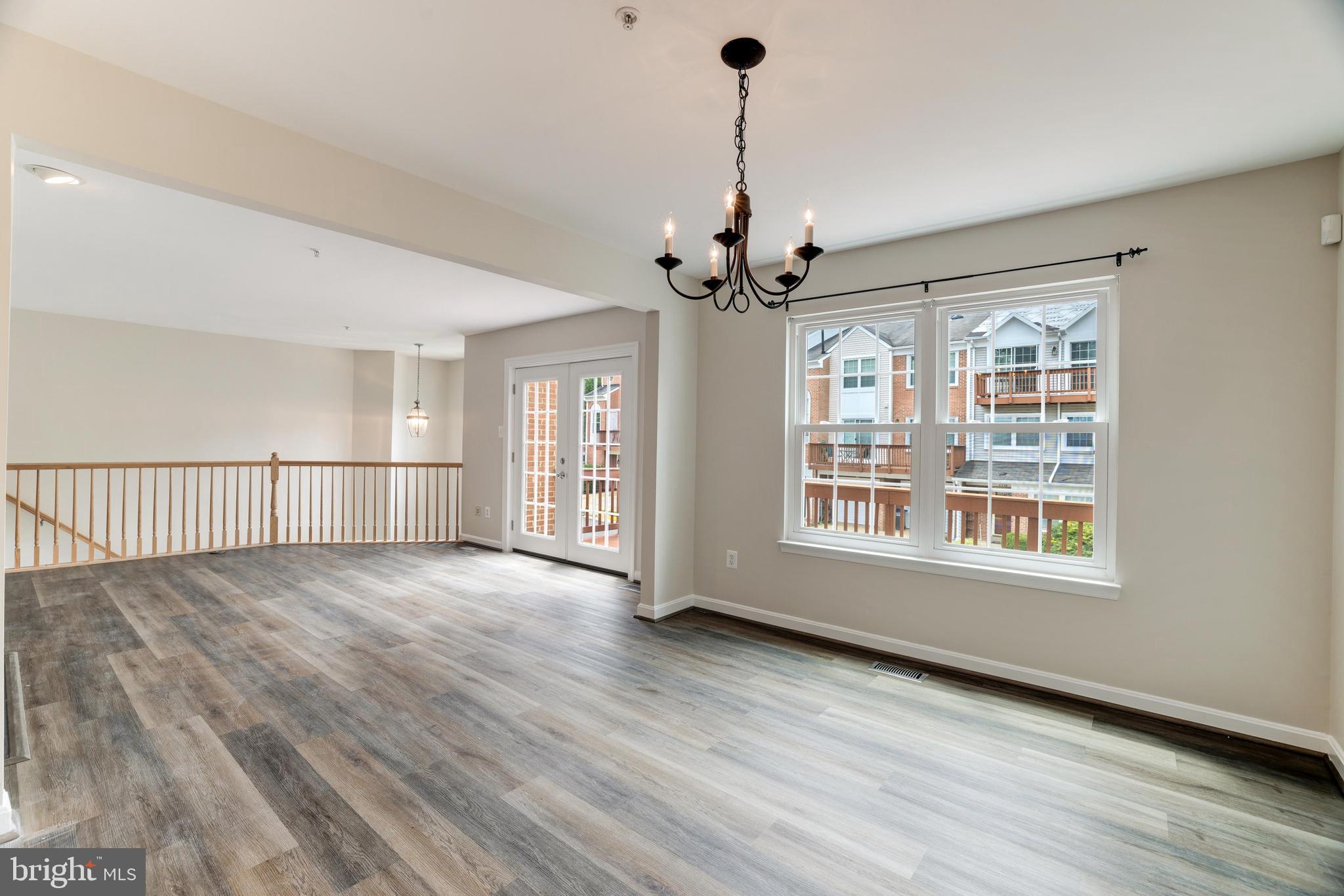 4307 CHARIOT CT #120