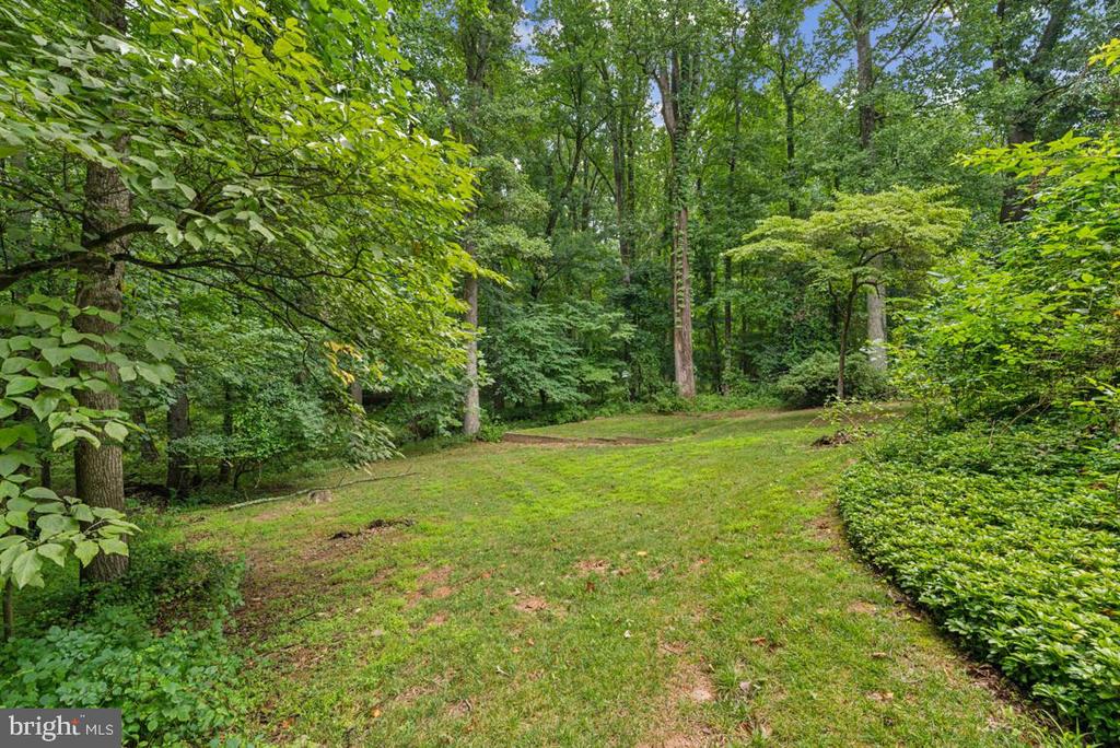 9248 Wood Glade Dr