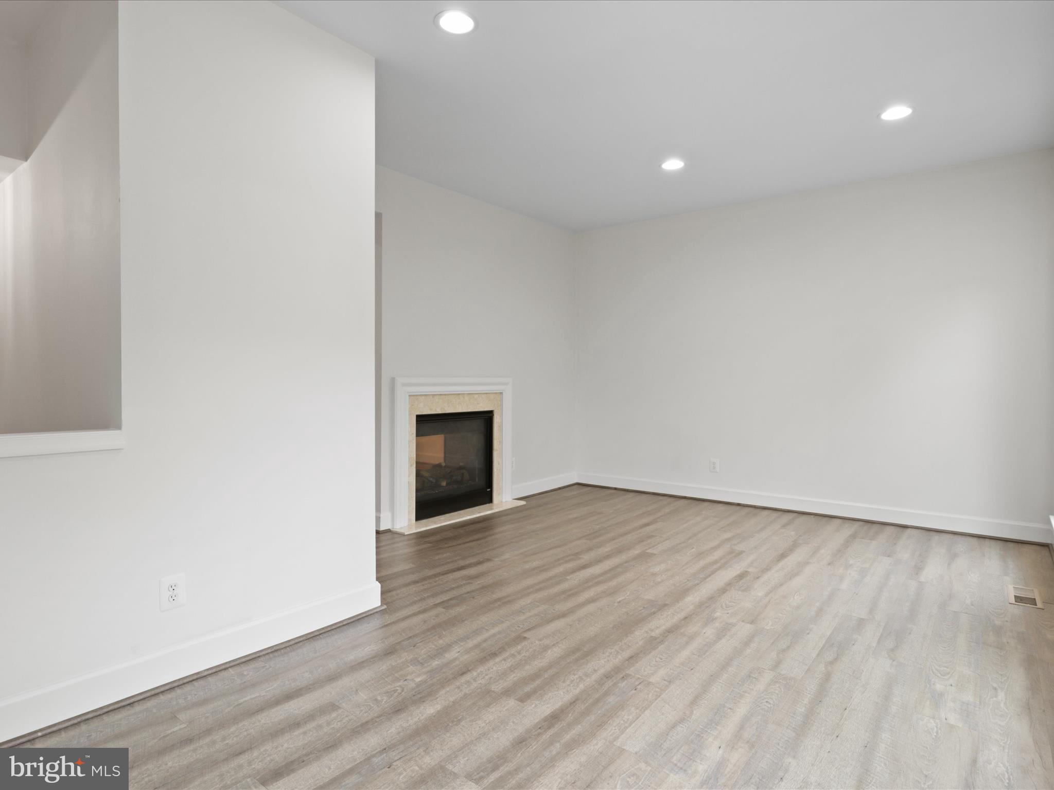 2505 Bronze Stone Pl
