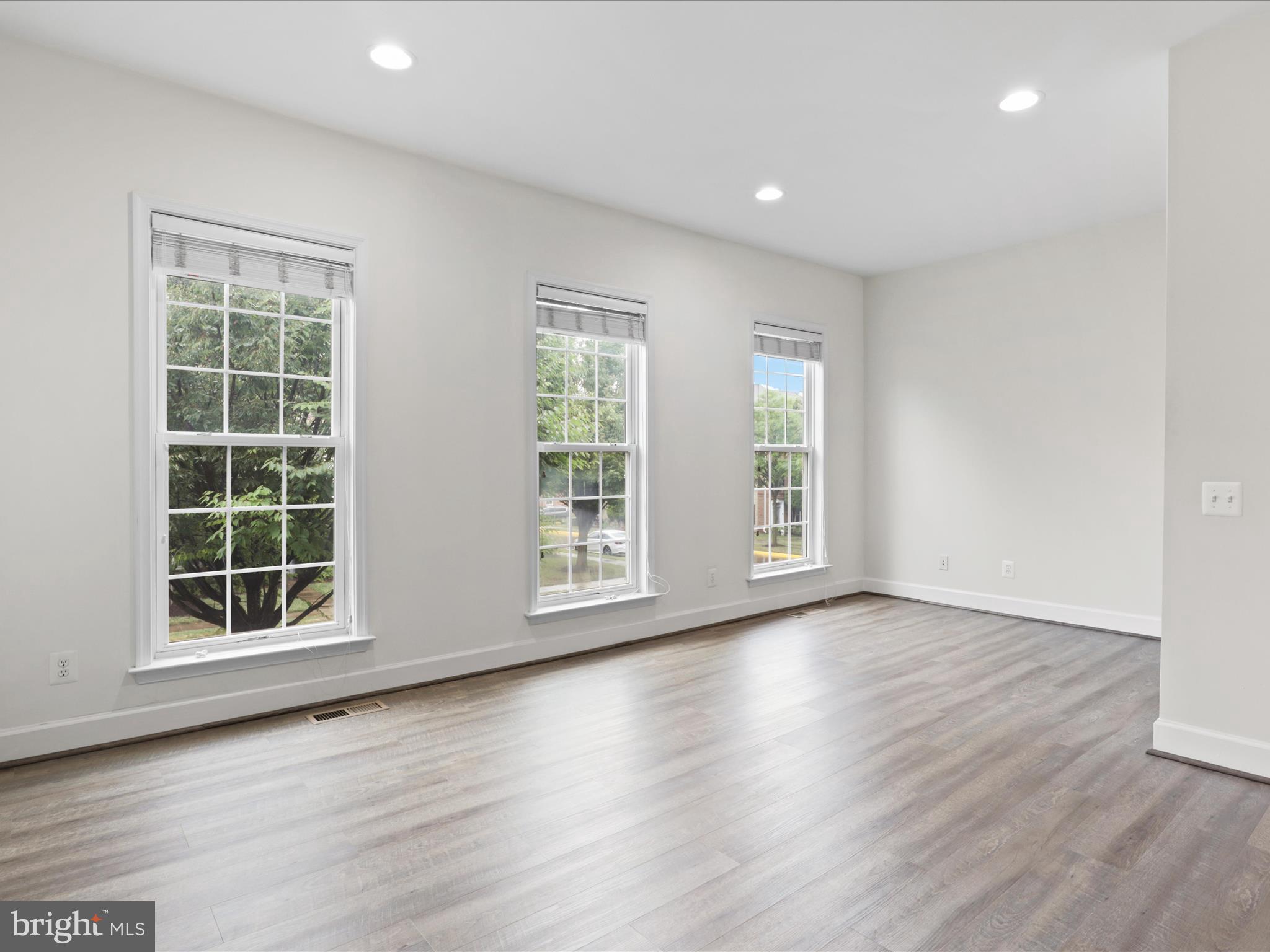 2505 Bronze Stone Pl