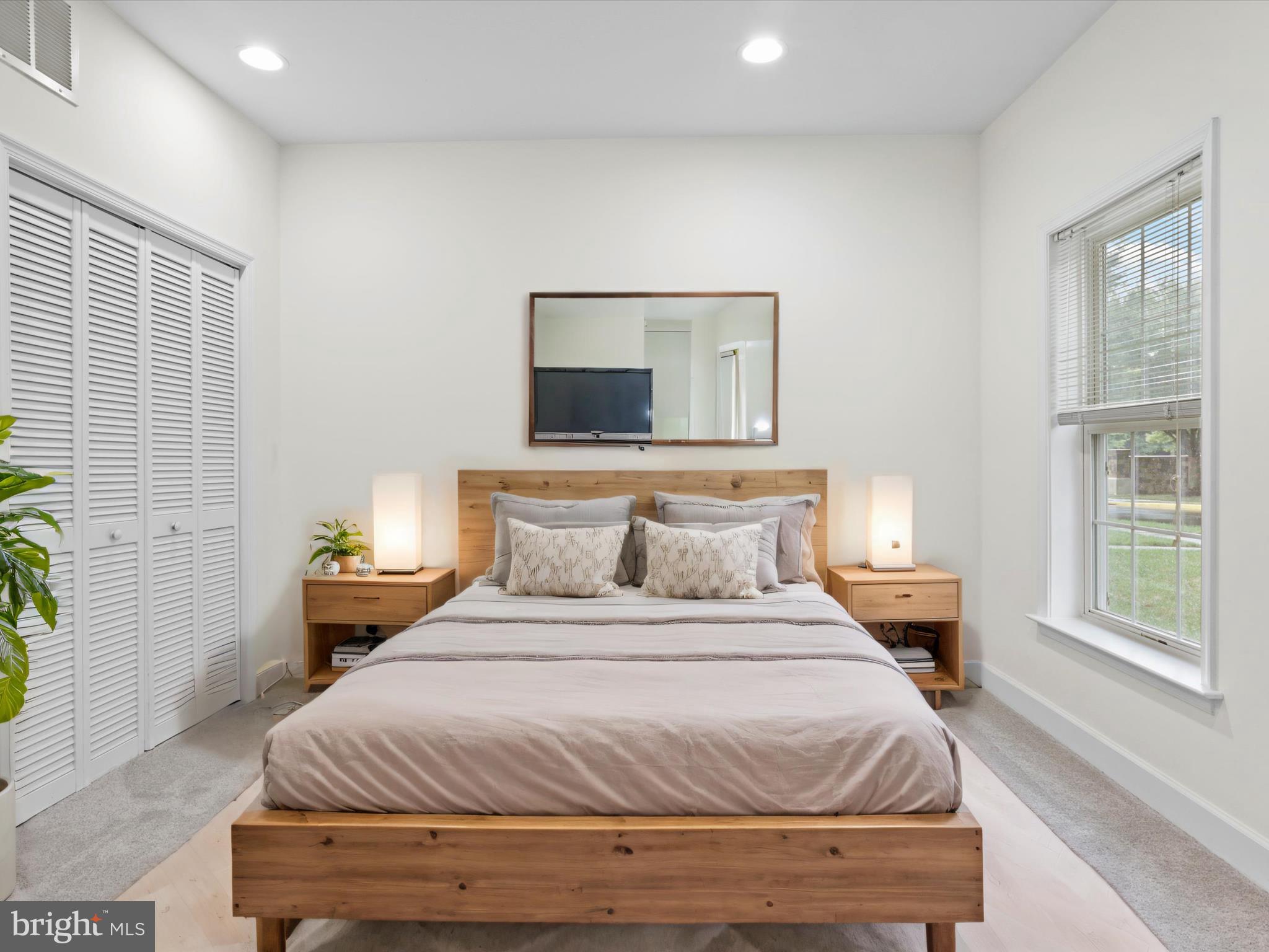 2505 Bronze Stone Pl