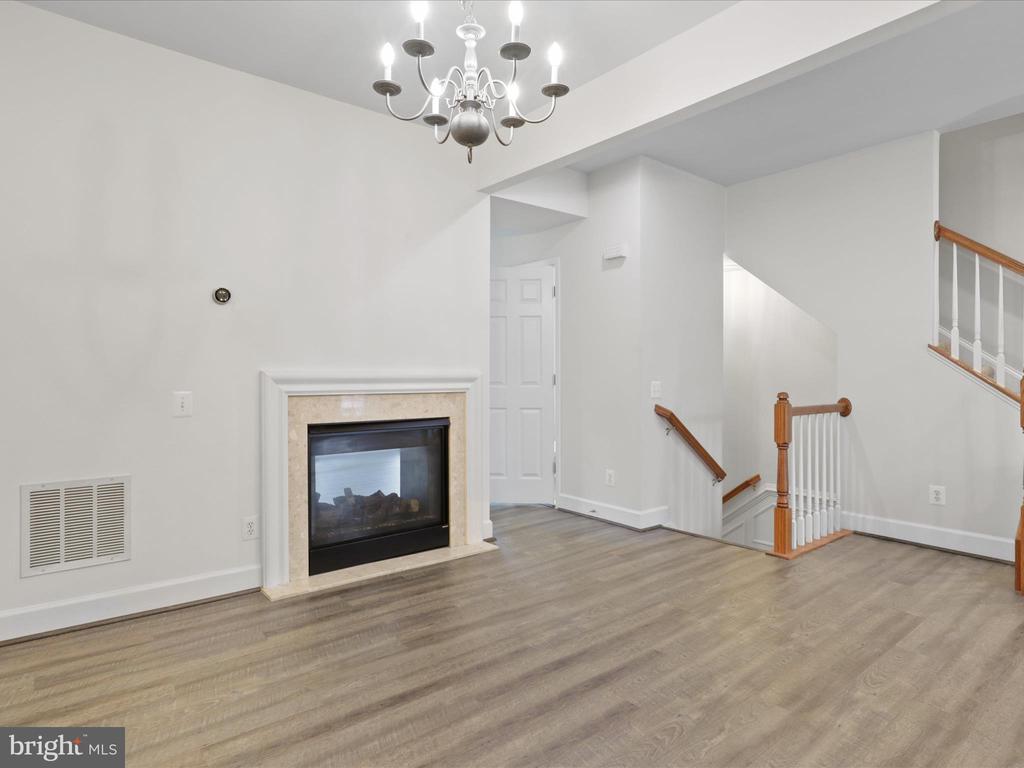 2505 Bronze Stone Pl