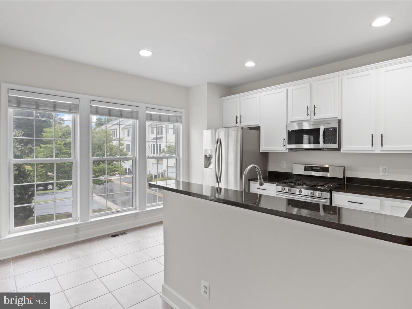 2505 BRONZE STONE PL