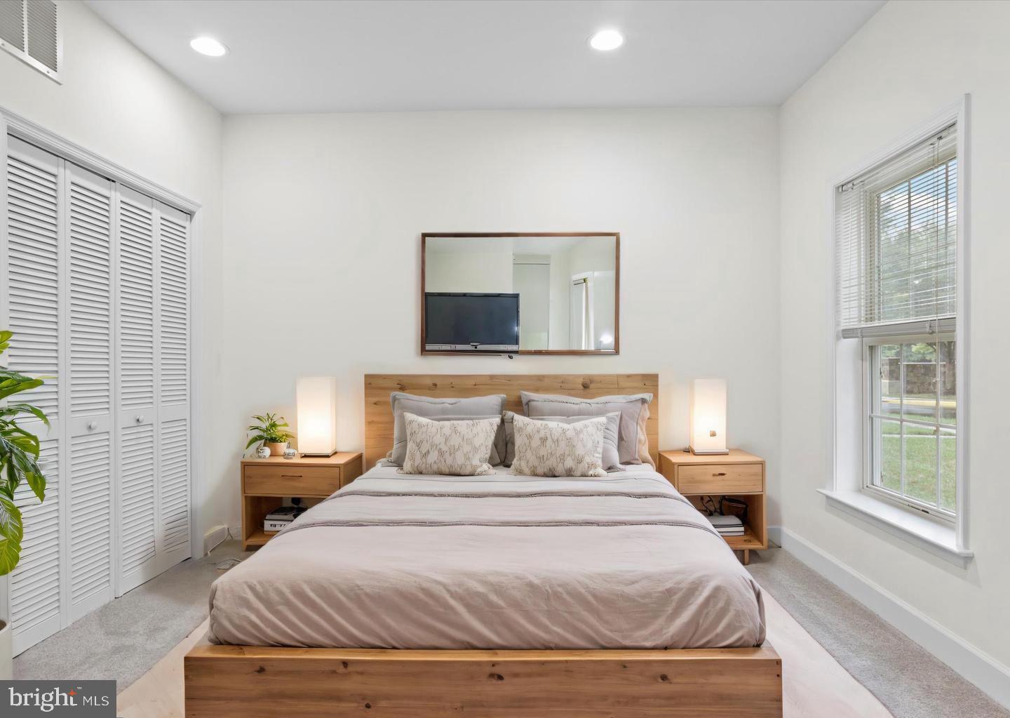 2505 BRONZE STONE PL