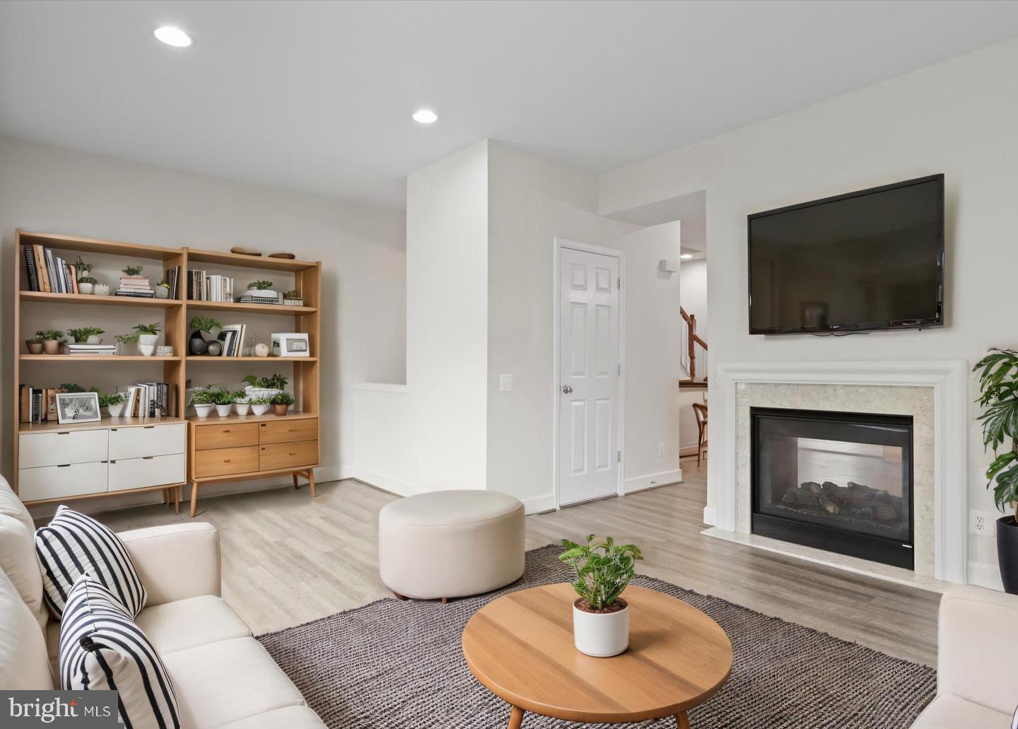 2505 BRONZE STONE PL