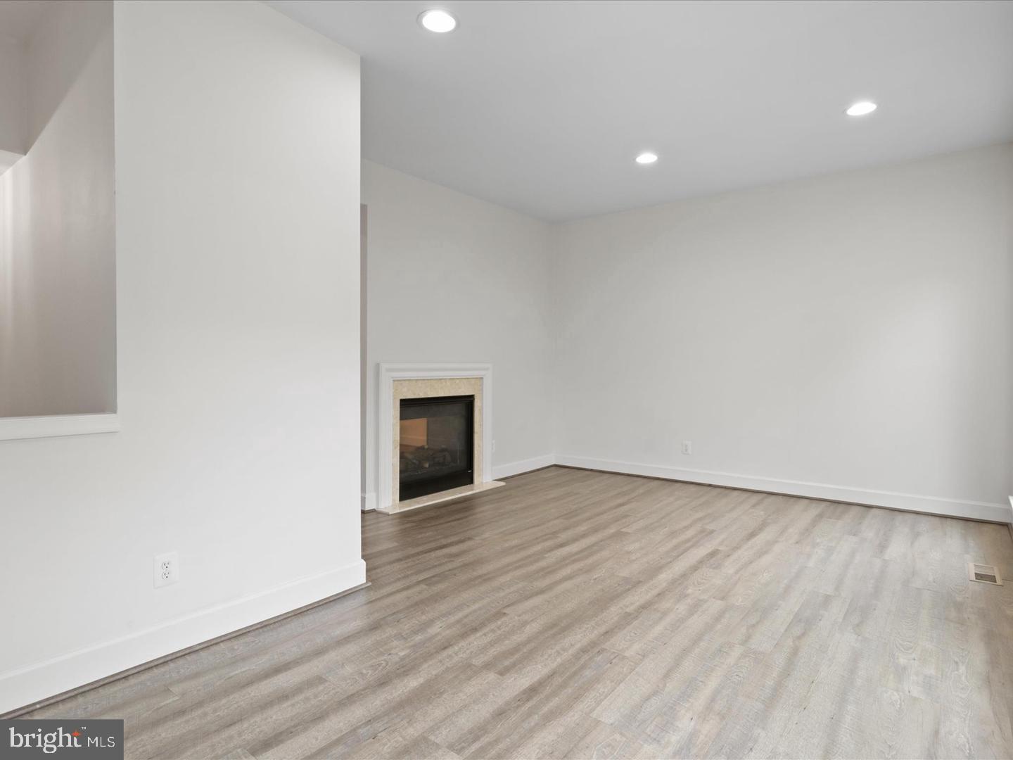 2505 BRONZE STONE PL