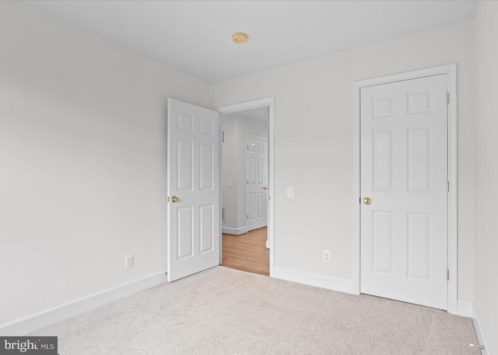 2505 BRONZE STONE PL