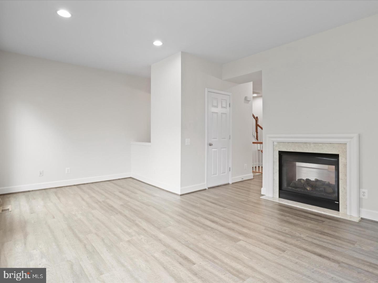 2505 BRONZE STONE PL