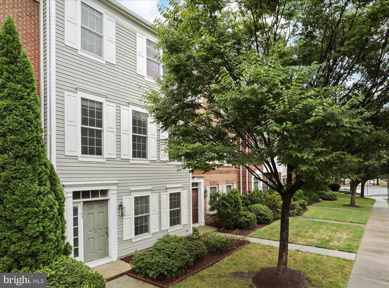 2505 BRONZE STONE PL