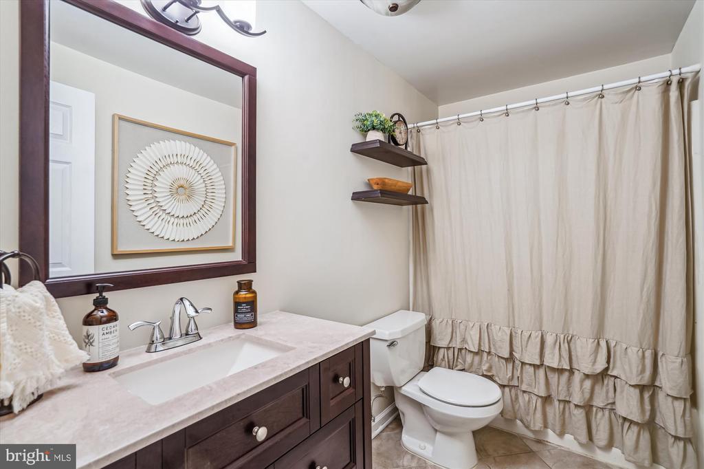1399 Old Quincy Ln