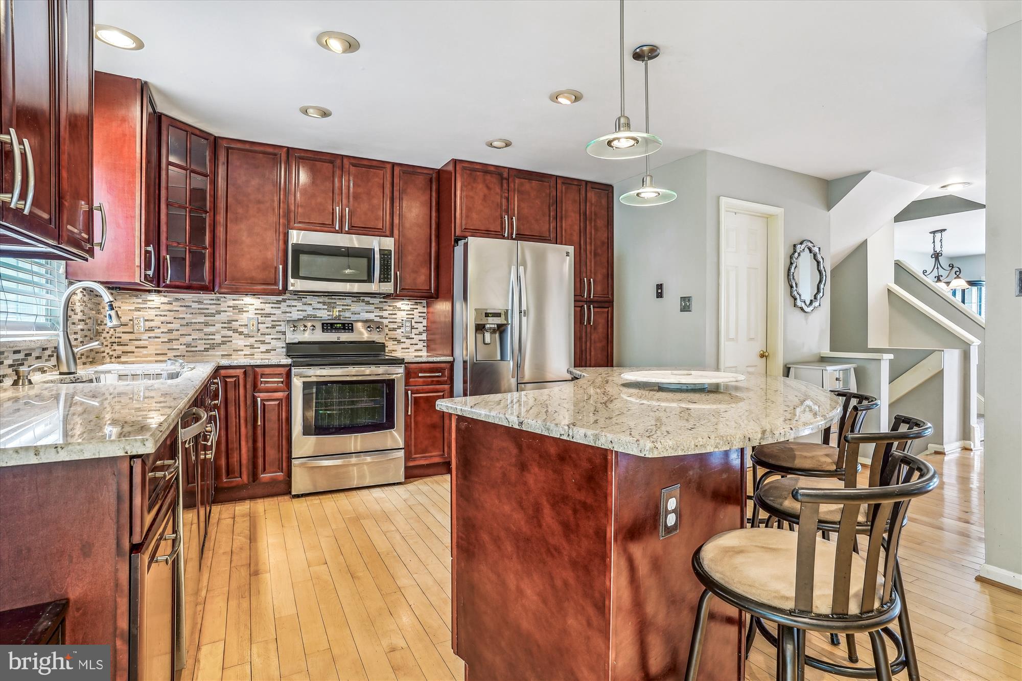 13101 SUMMER RAIN TER