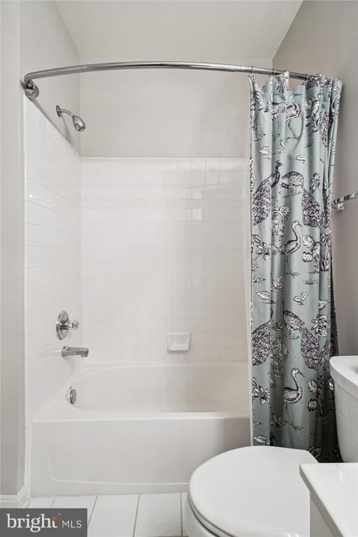2663 MANHATTAN PLACE 310