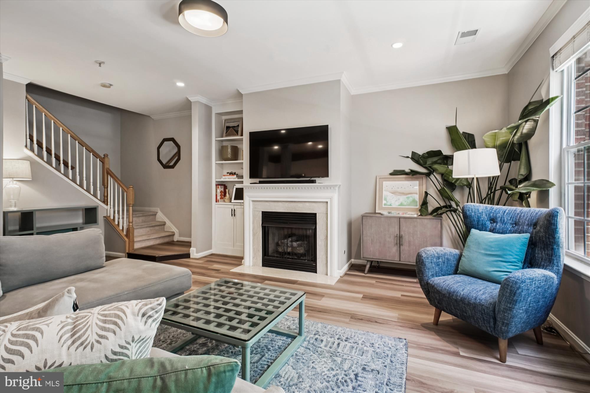 2663 MANHATTAN PLACE 310