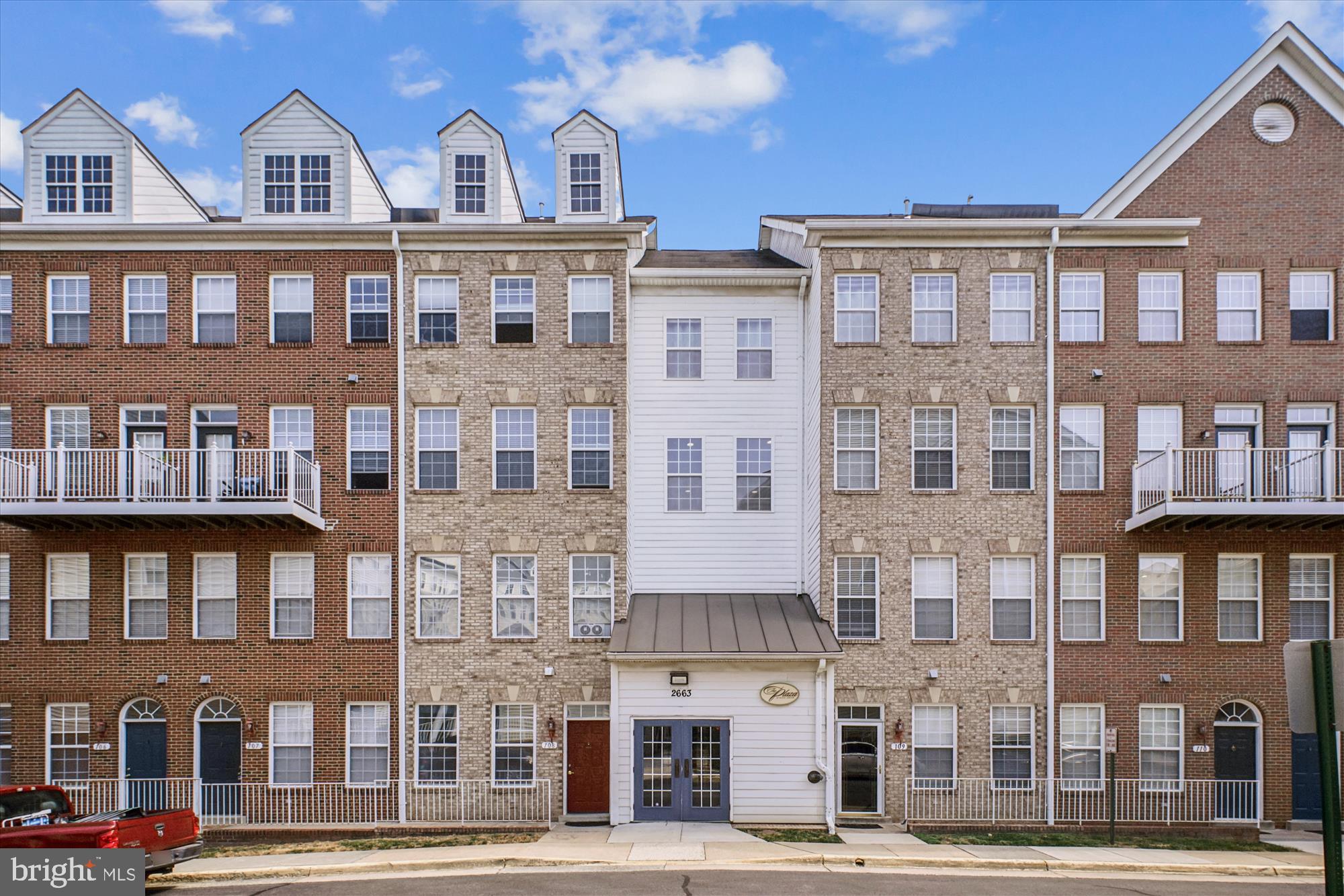 2663 MANHATTAN PLACE 310