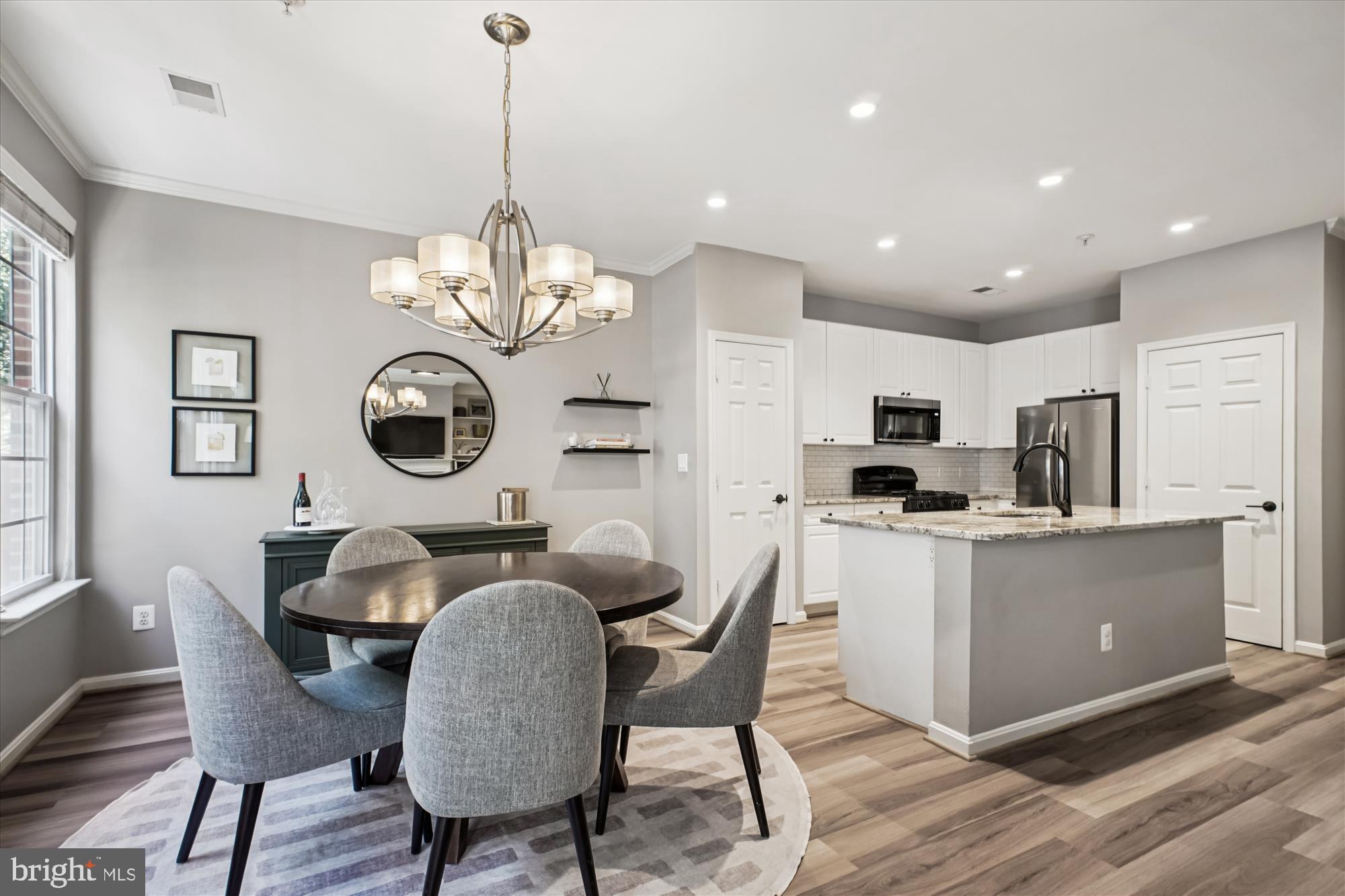 2663 MANHATTAN PLACE 310