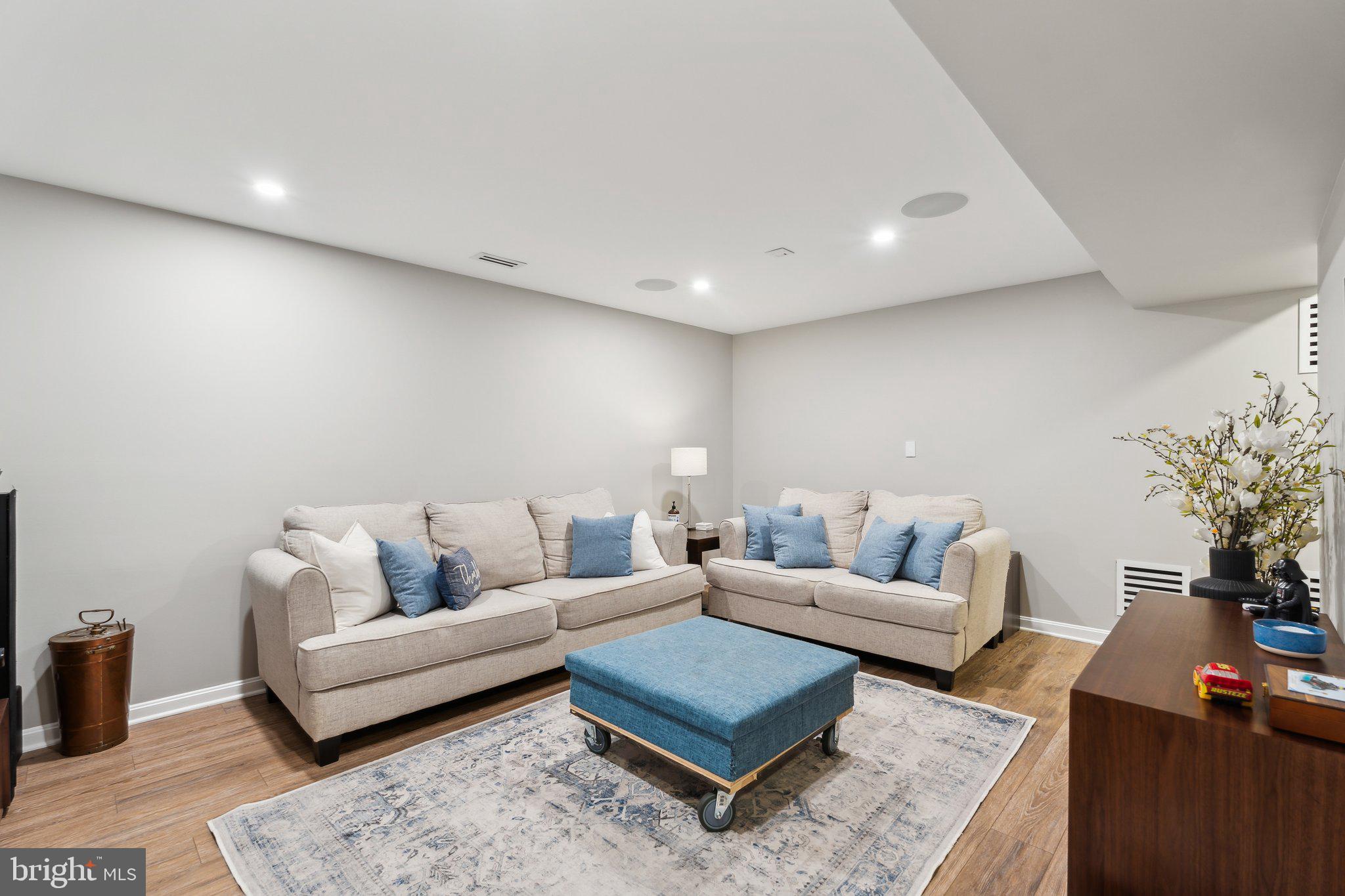 14273 Ladderbacked Dr